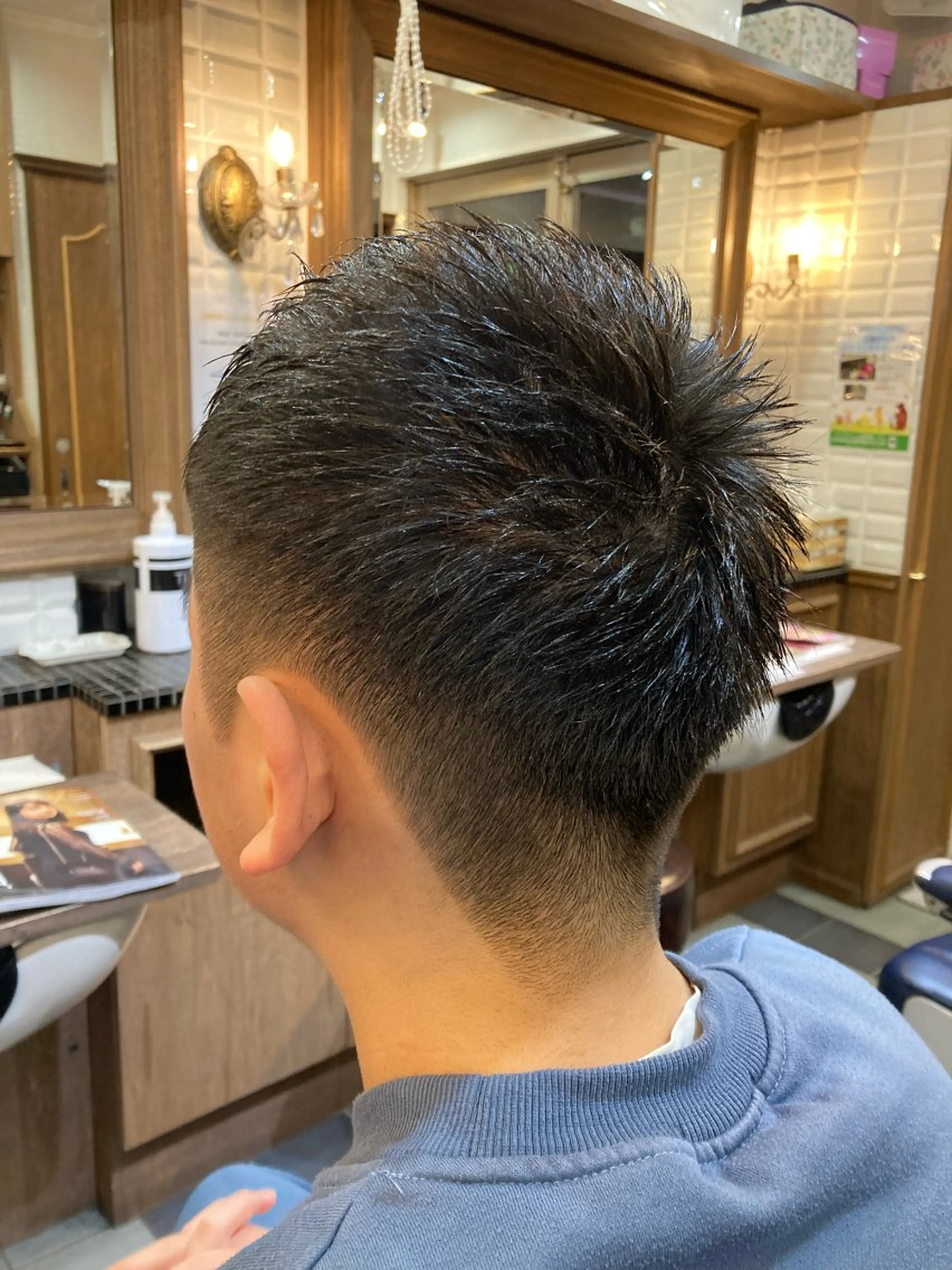 ショート メンズ モヒカン ショートヘア ルピナス中田店長 山口大地のヘアスタイル
