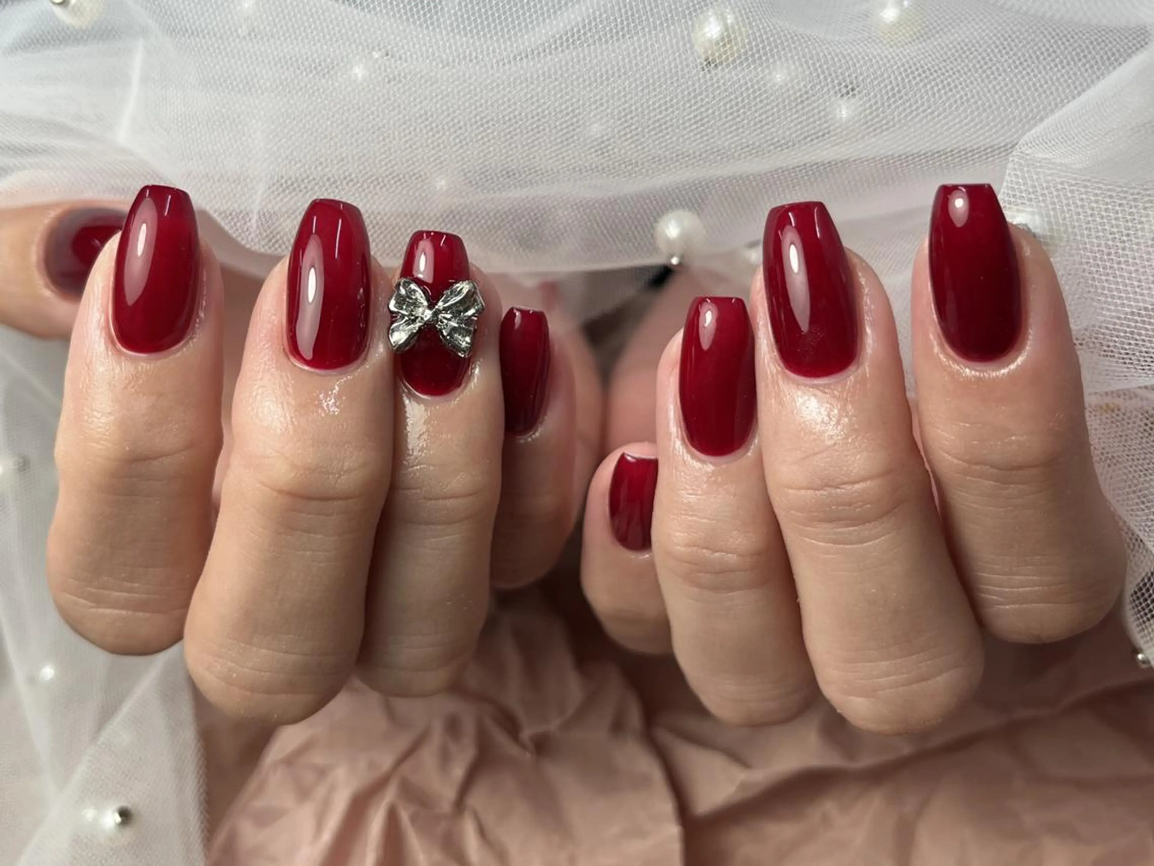 ネイル リボン シンプルネイル ハンドネイル ToliyDeliy Nail Salonのネイルデザイン