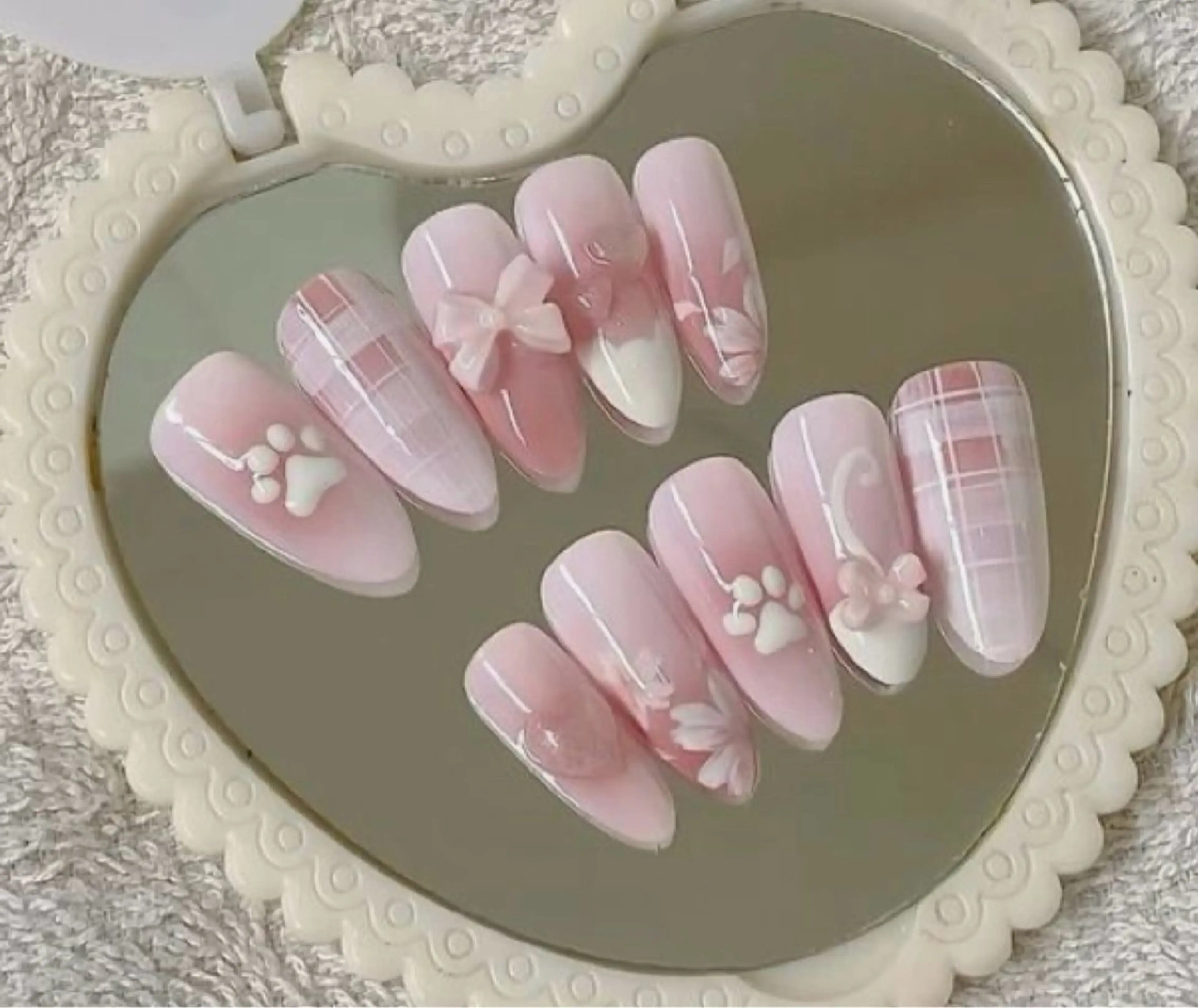 ネイル アートネイル フットネイル フレンチネイル ジェルネイル 韓国ネイル ハンドネイル フットネイル ハンドケア Kawaii Nail Salon所属・Kawaii-jp Tomisatoのネイルデザイン