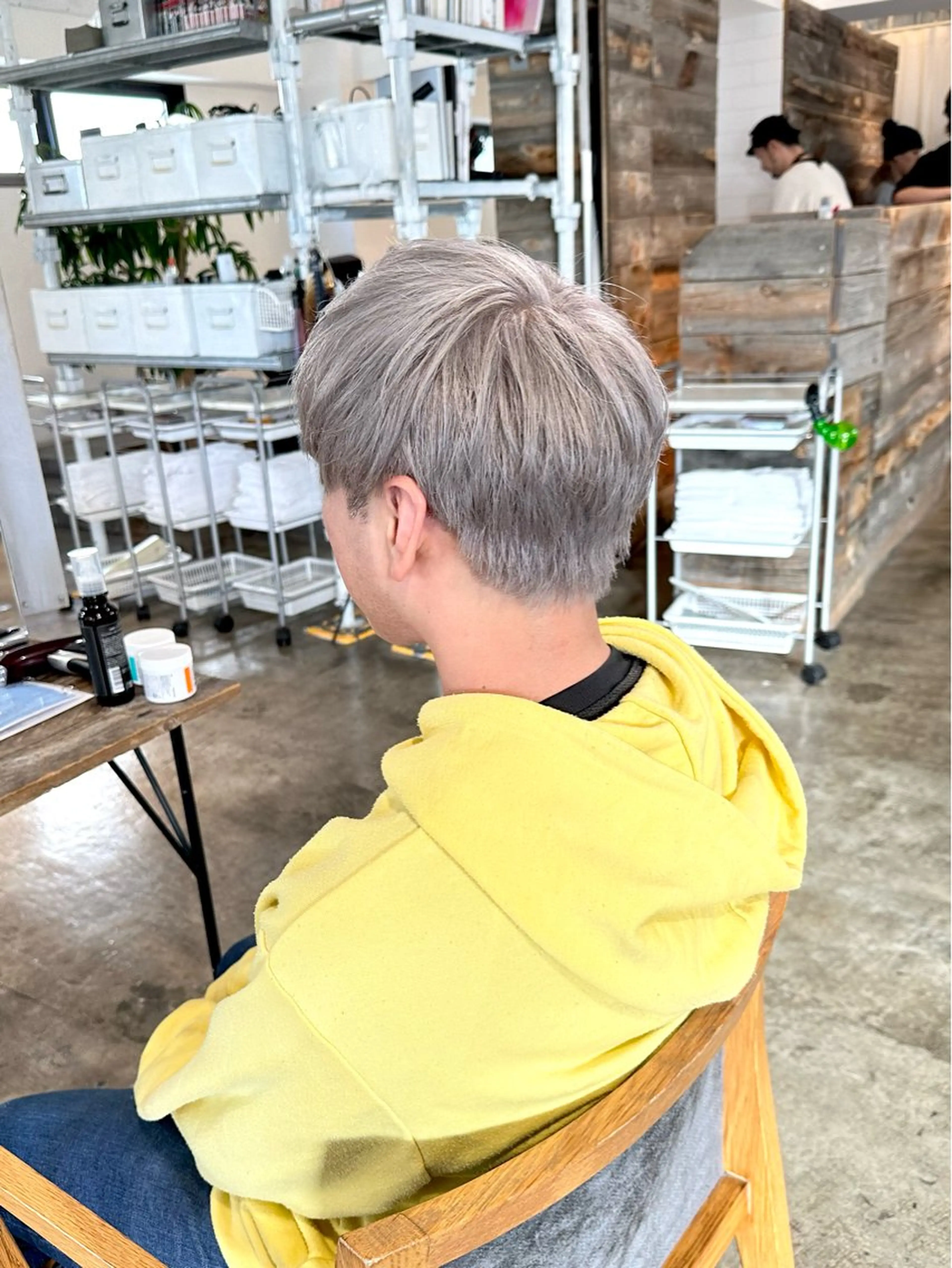 メンズ メンズブリーチ メンズハイトーン マッシュ カット ヘアカラー トリートメント 骨格補正施術/メンズ 専門美容師/YUYAのヘアスタイル