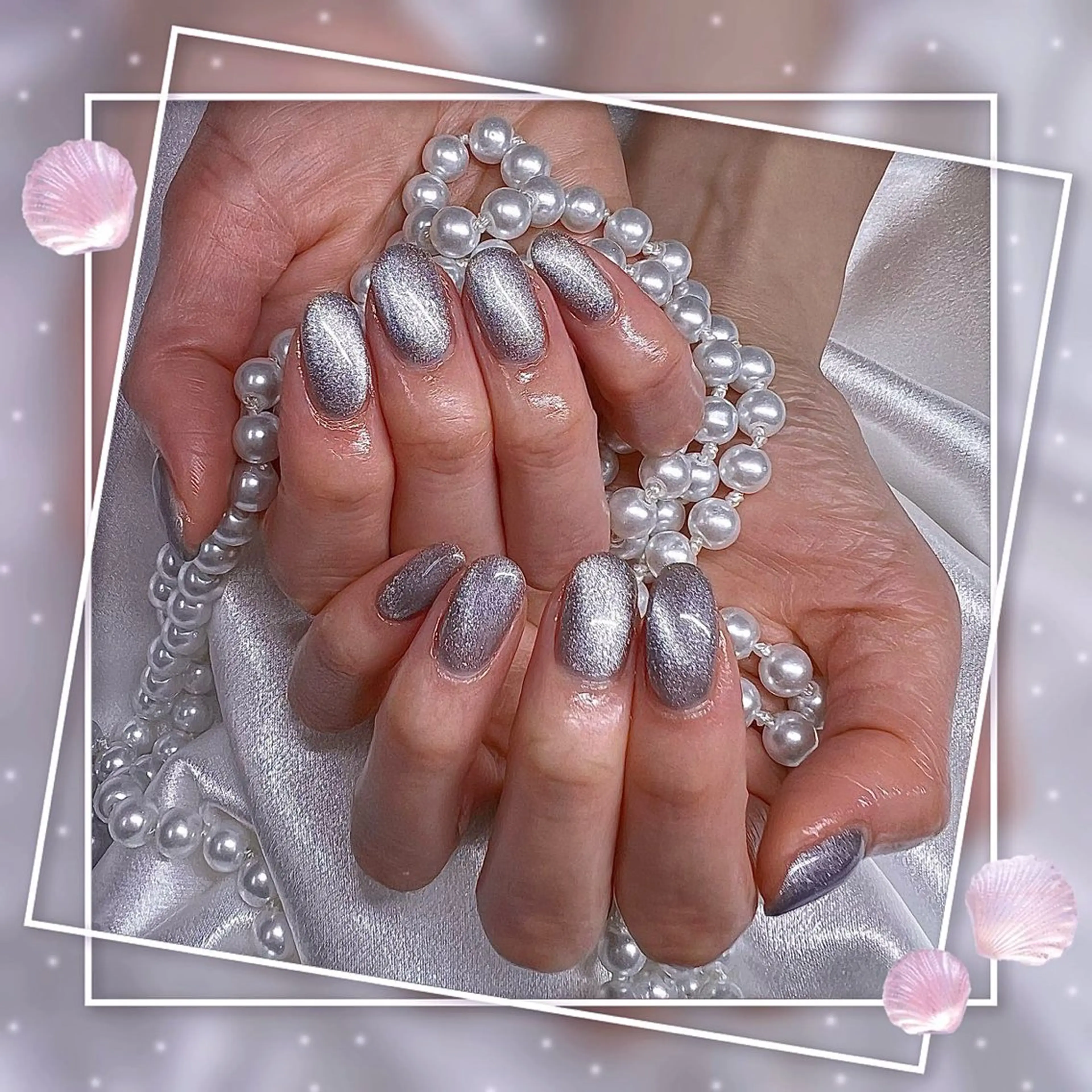 ネイル フレンチネイル グラデーション キラキラネイル 韓国ネイル マグネットネイル ハンドネイル ハンドケア Chill Nailsalonのネイルデザイン