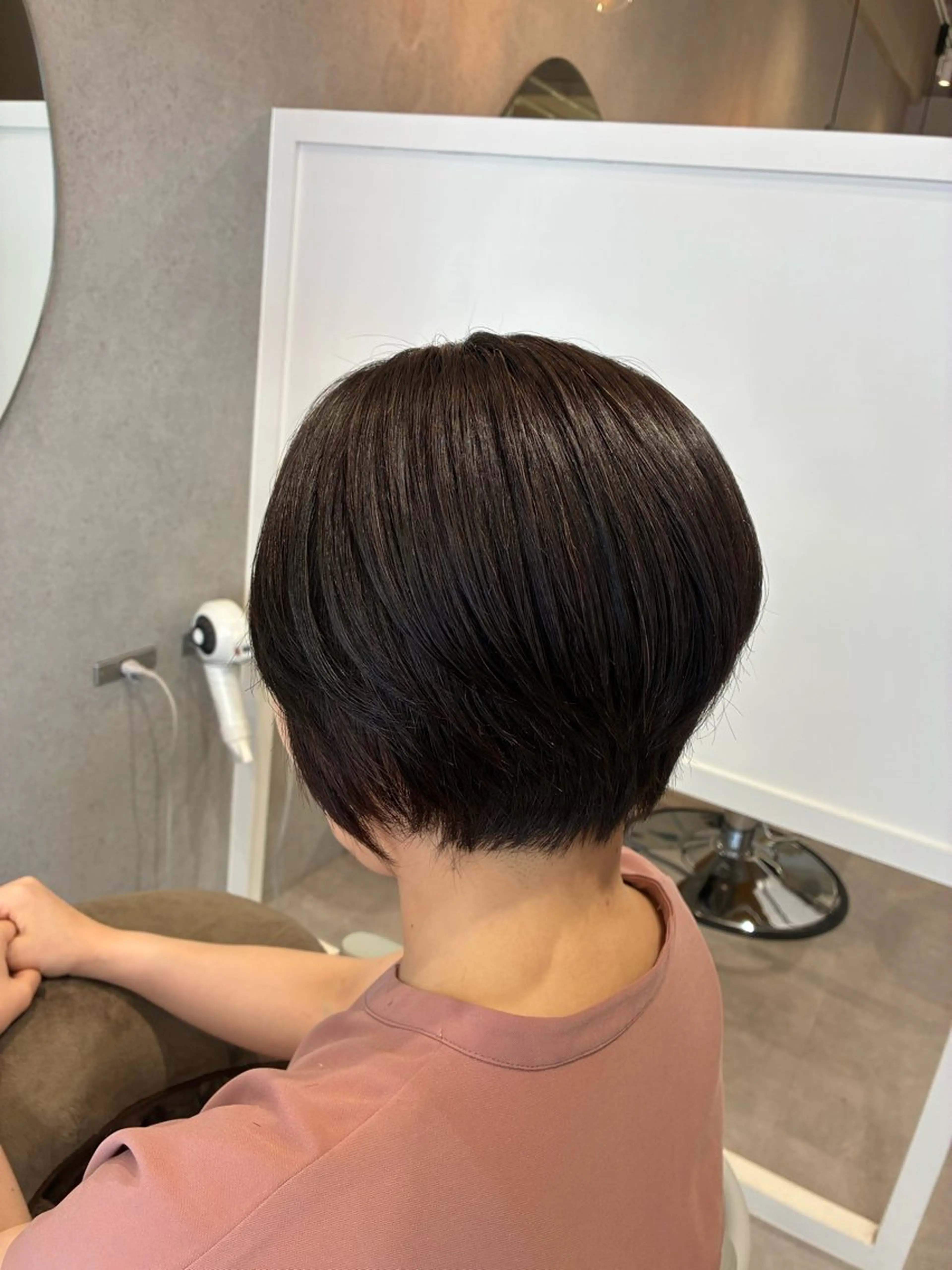 ショート カラー特化✨石井綾華 8月カットモデル無料のヘアスタイル