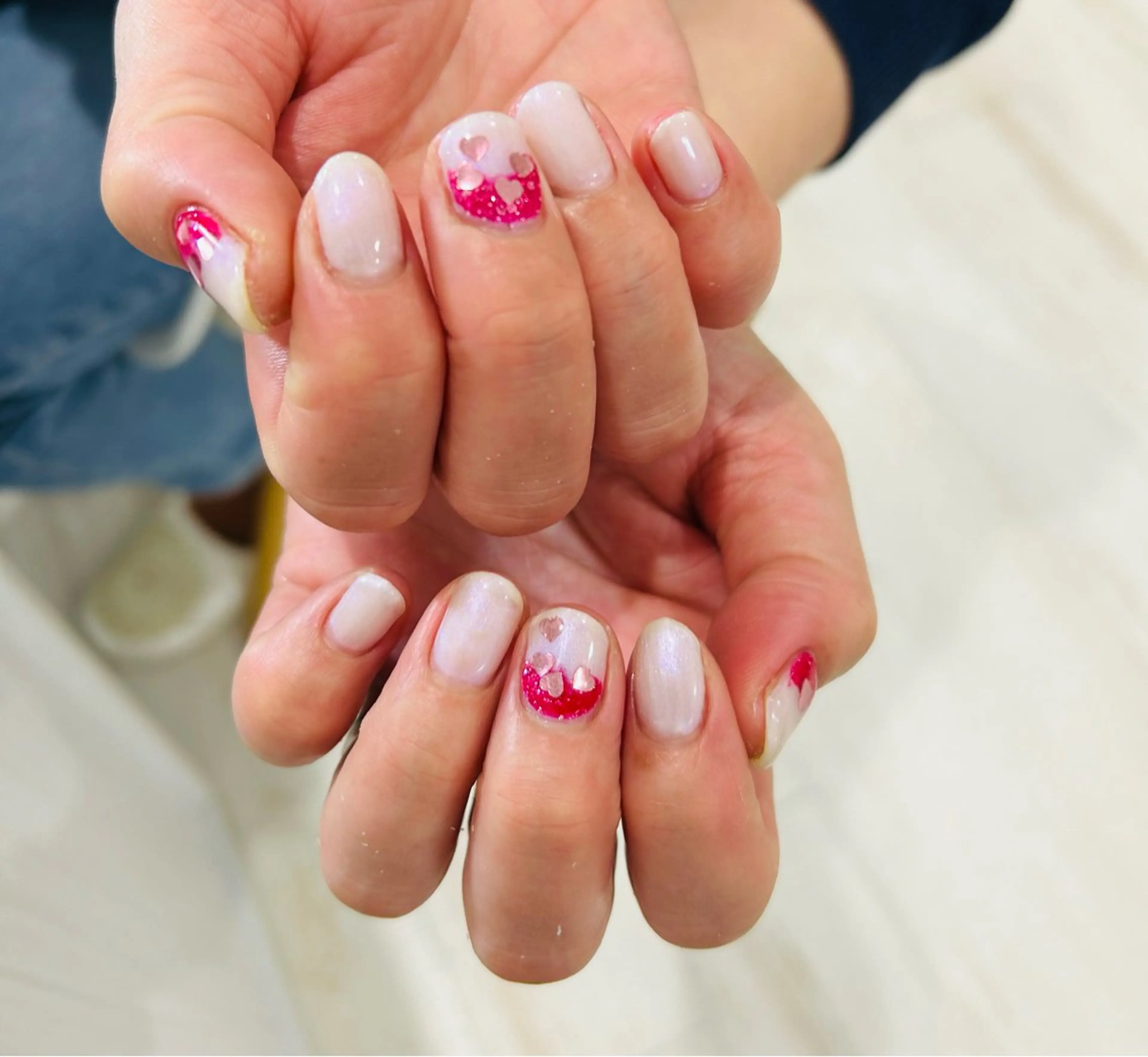 ネイル フラッシュネイル フットネイル フレンチネイル ラメ(グリッター) ラメグラデーション Ｈ3（エイチスリー）所属・H3 hitoのネイルデザイン