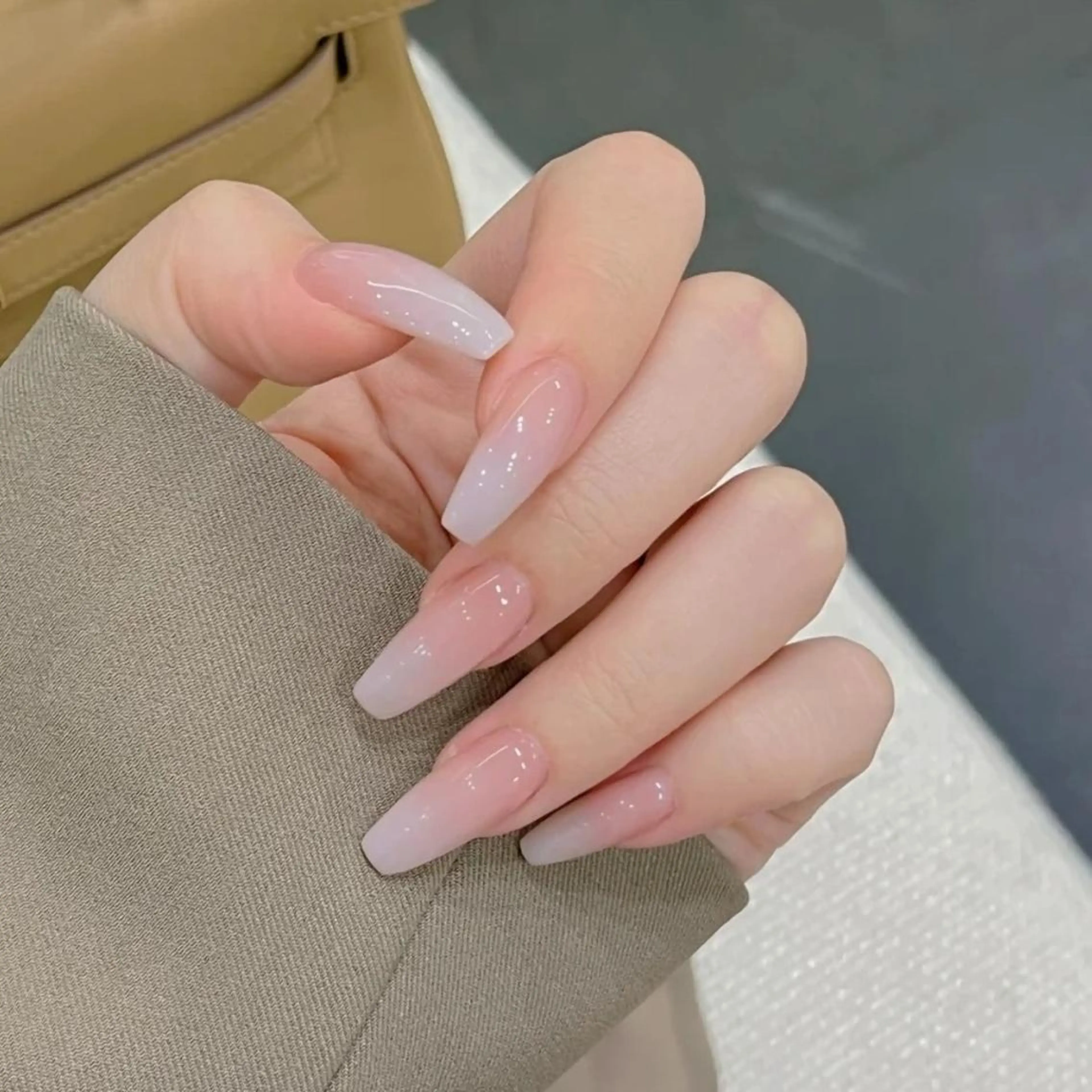 ネイル グラデーション ネイルチップ ハンドネイル THE ONE栄店所属・Theone栄店 川原のネイルデザイン