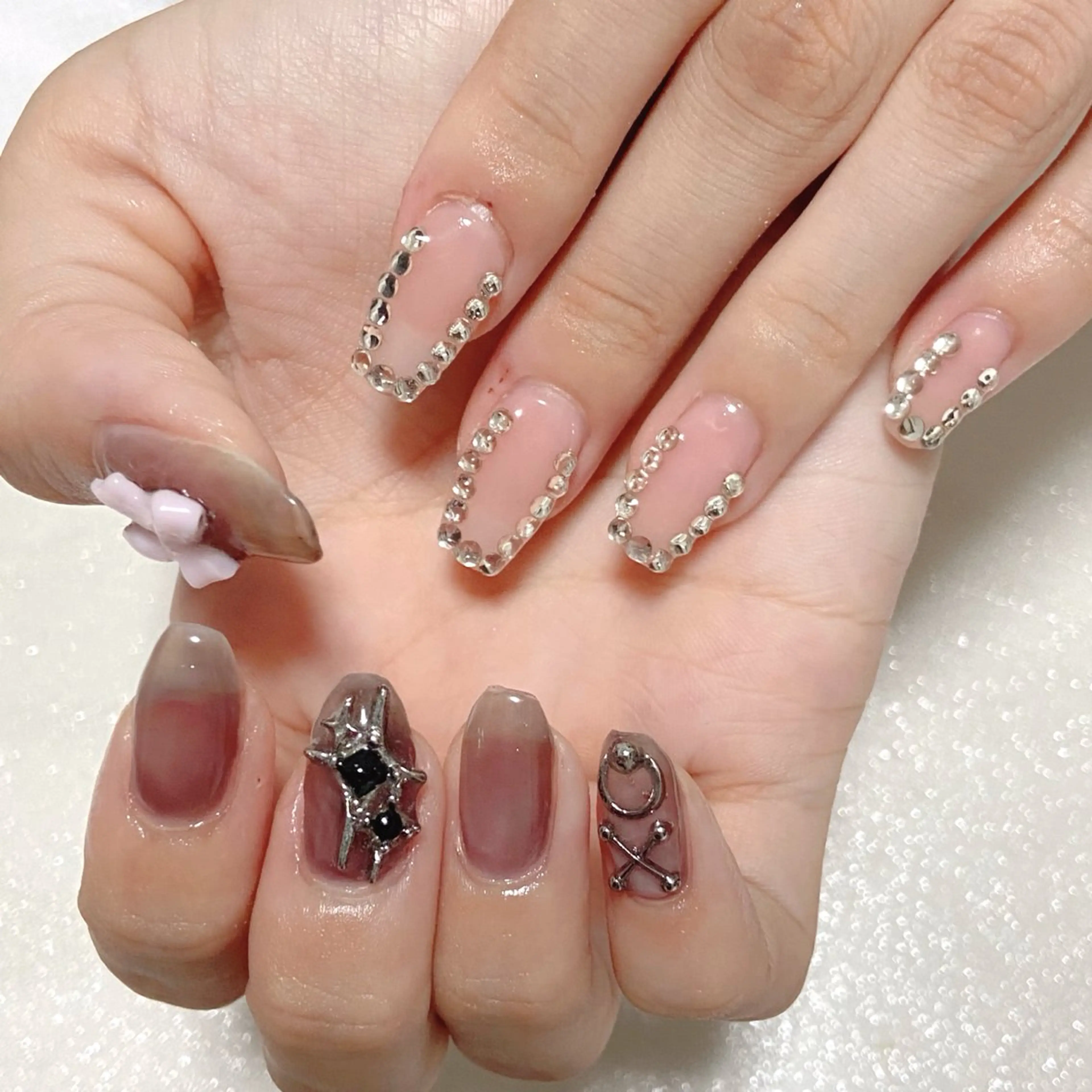 ネイル マグネットネイル nail salon MARuのネイルデザイン