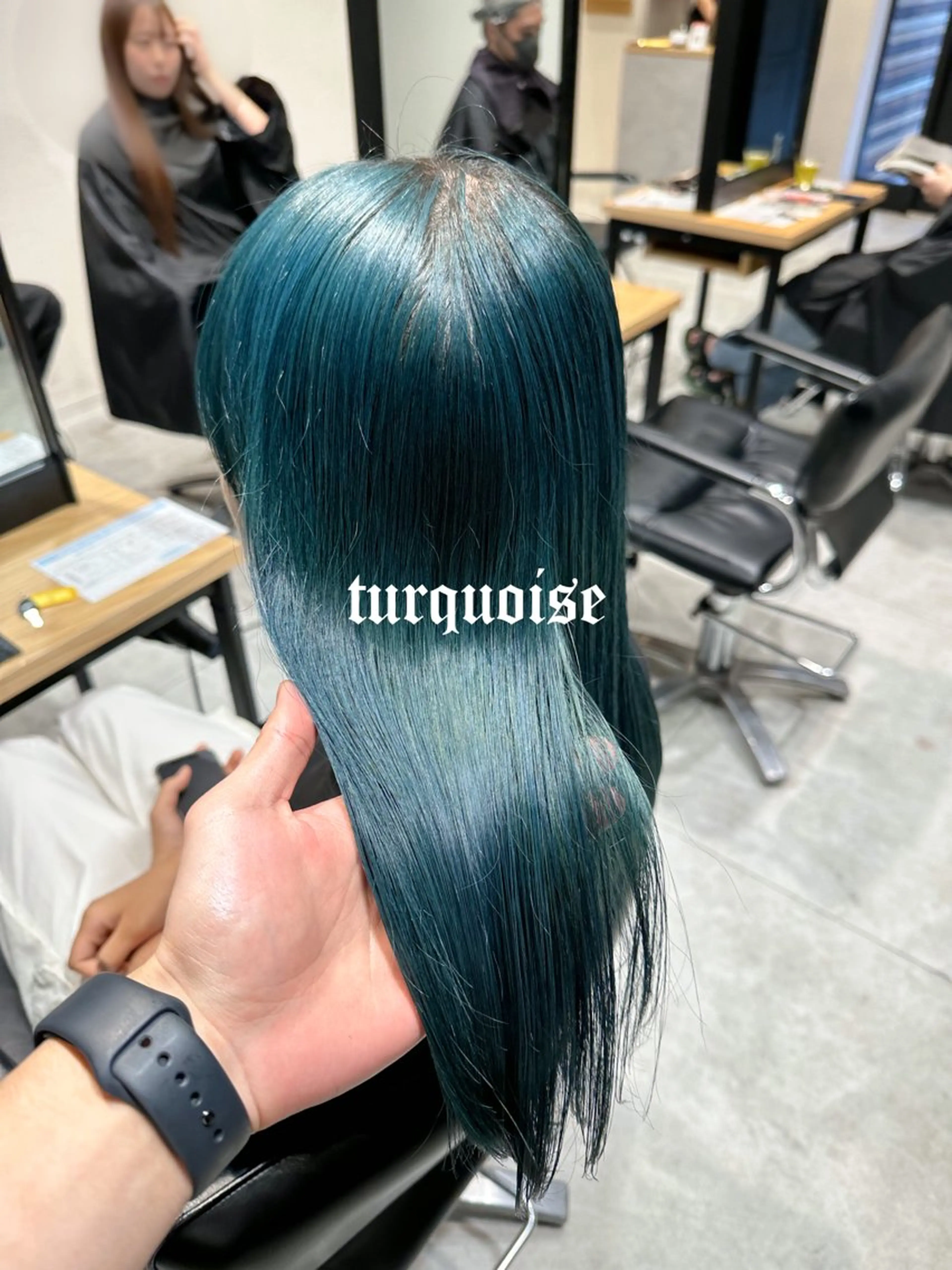 ロング カラー ブルーカラー ヘアカラー トリートメント メンズパーマ特化 Gakutoのヘアスタイル