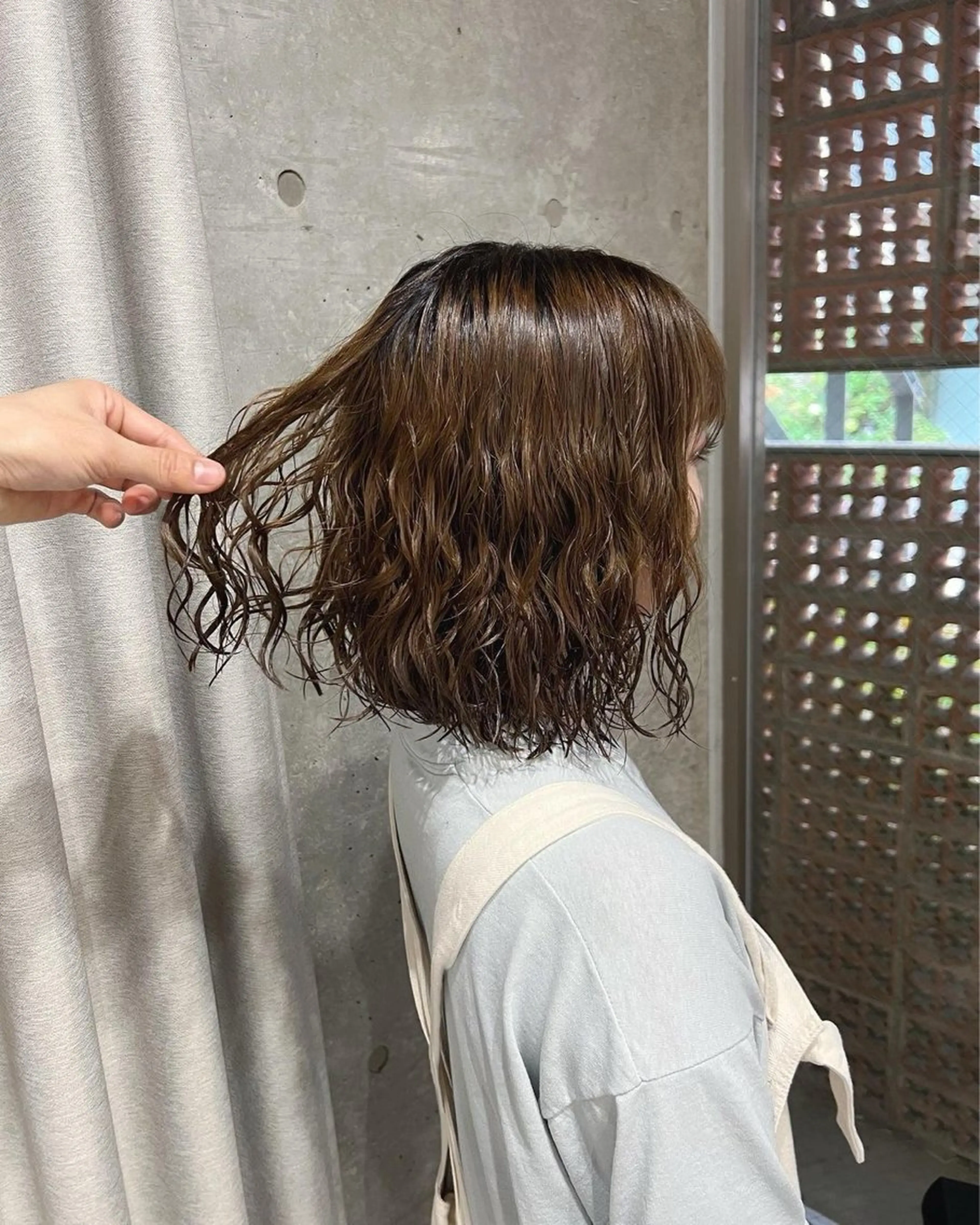 ミディアム カラー パーマ ミディアムパーマ ボブ 森山 陽菜のヘアスタイル
