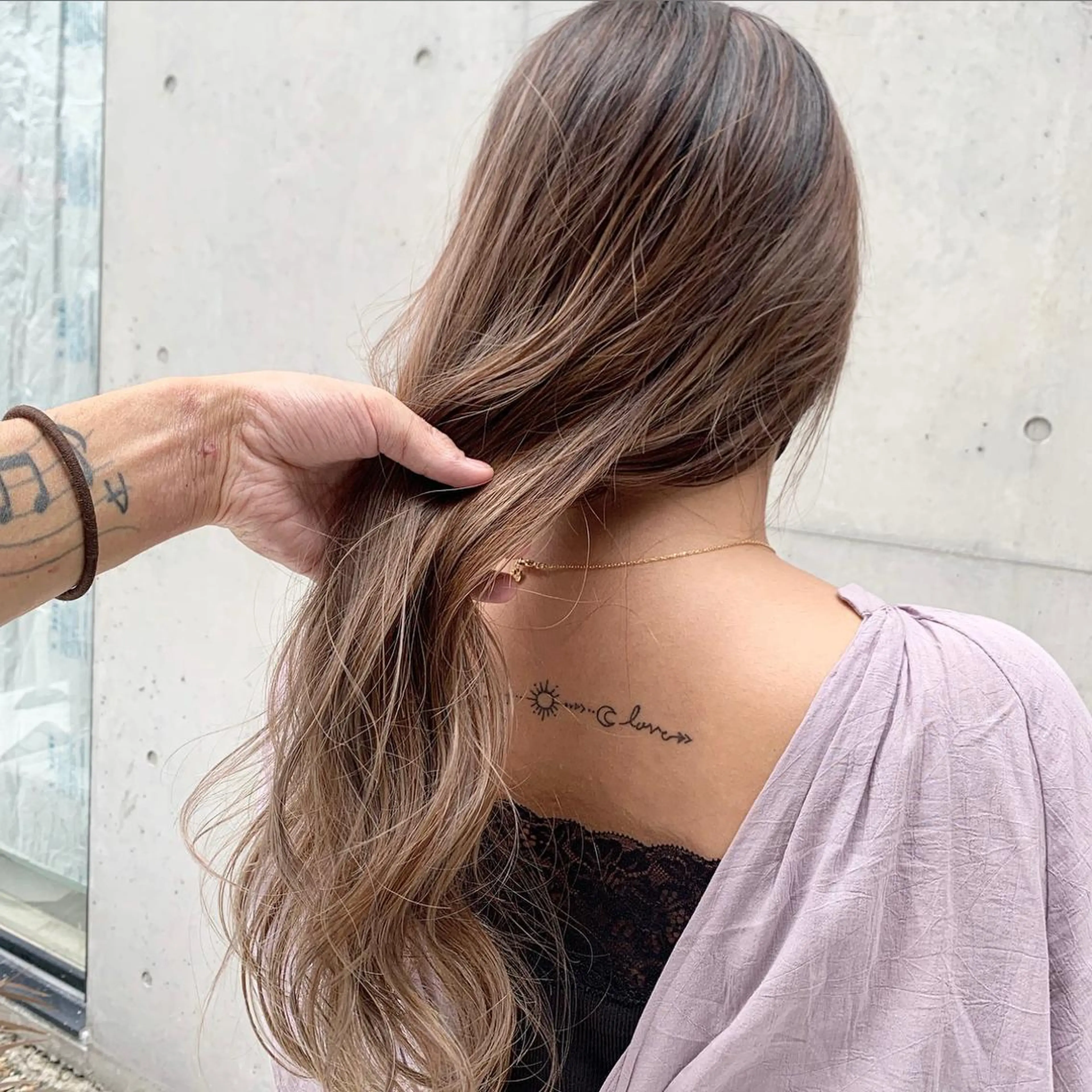 ロング カラー ヘアアレンジ ハイトーン/美髪矯正 🍃大江拓実のヘアスタイル