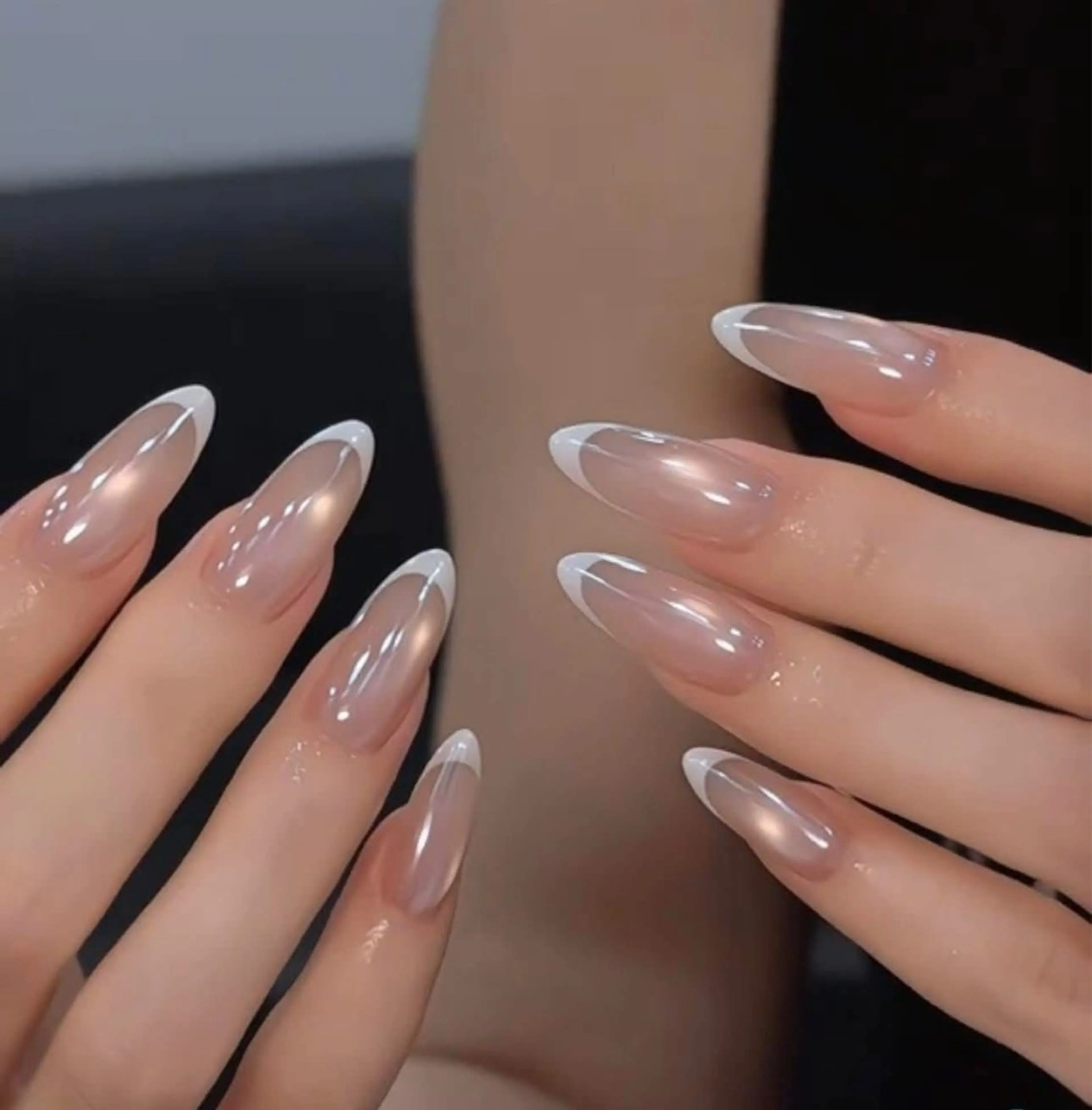 ネイル ハンドネイル T. Leeのネイルデザイン