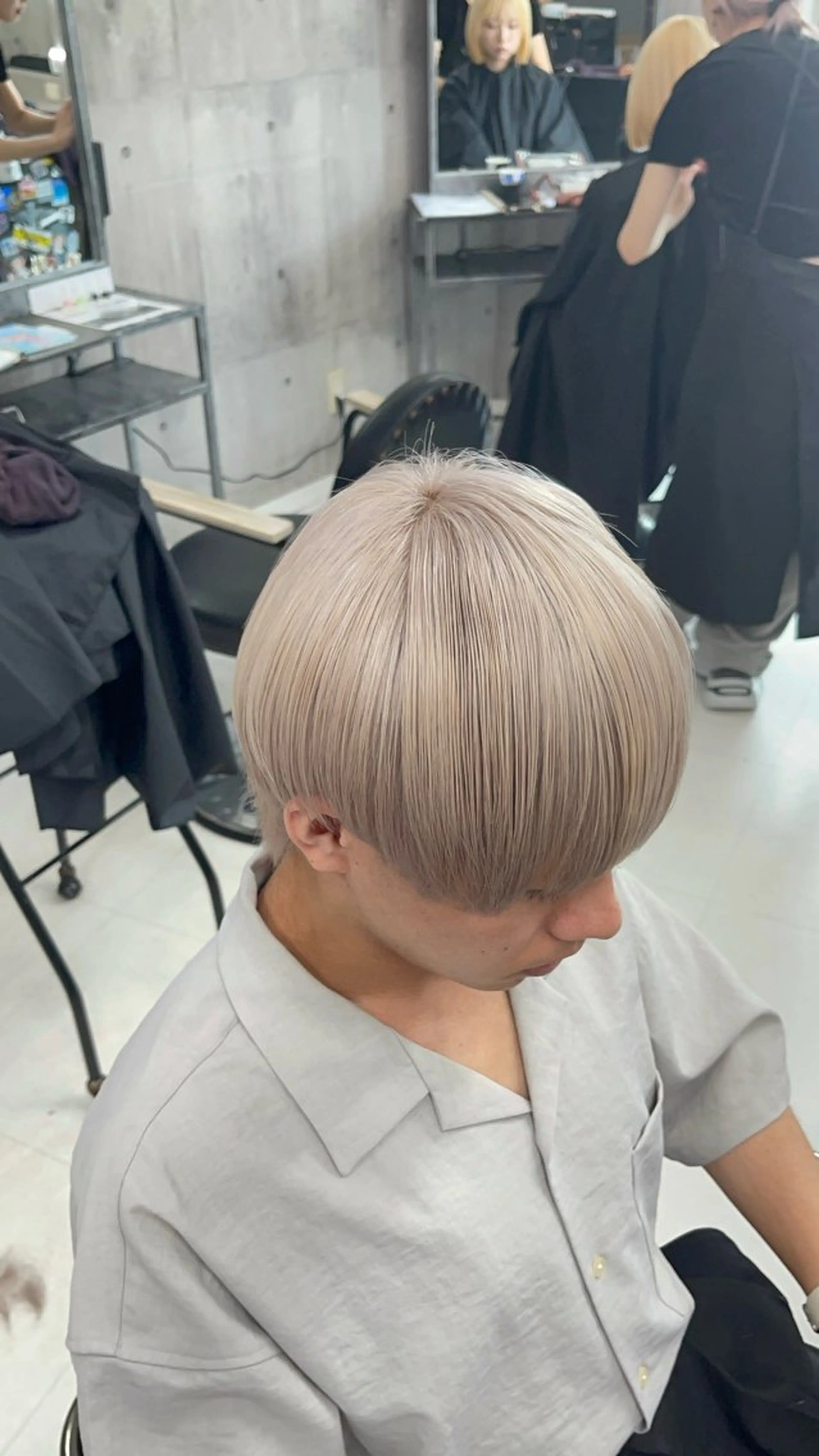 ミディアム カラー パーマ ヘアアレンジ メンズ キッズ レイヤーの魔術師 𓍼takumi𓍼のヘアスタイル