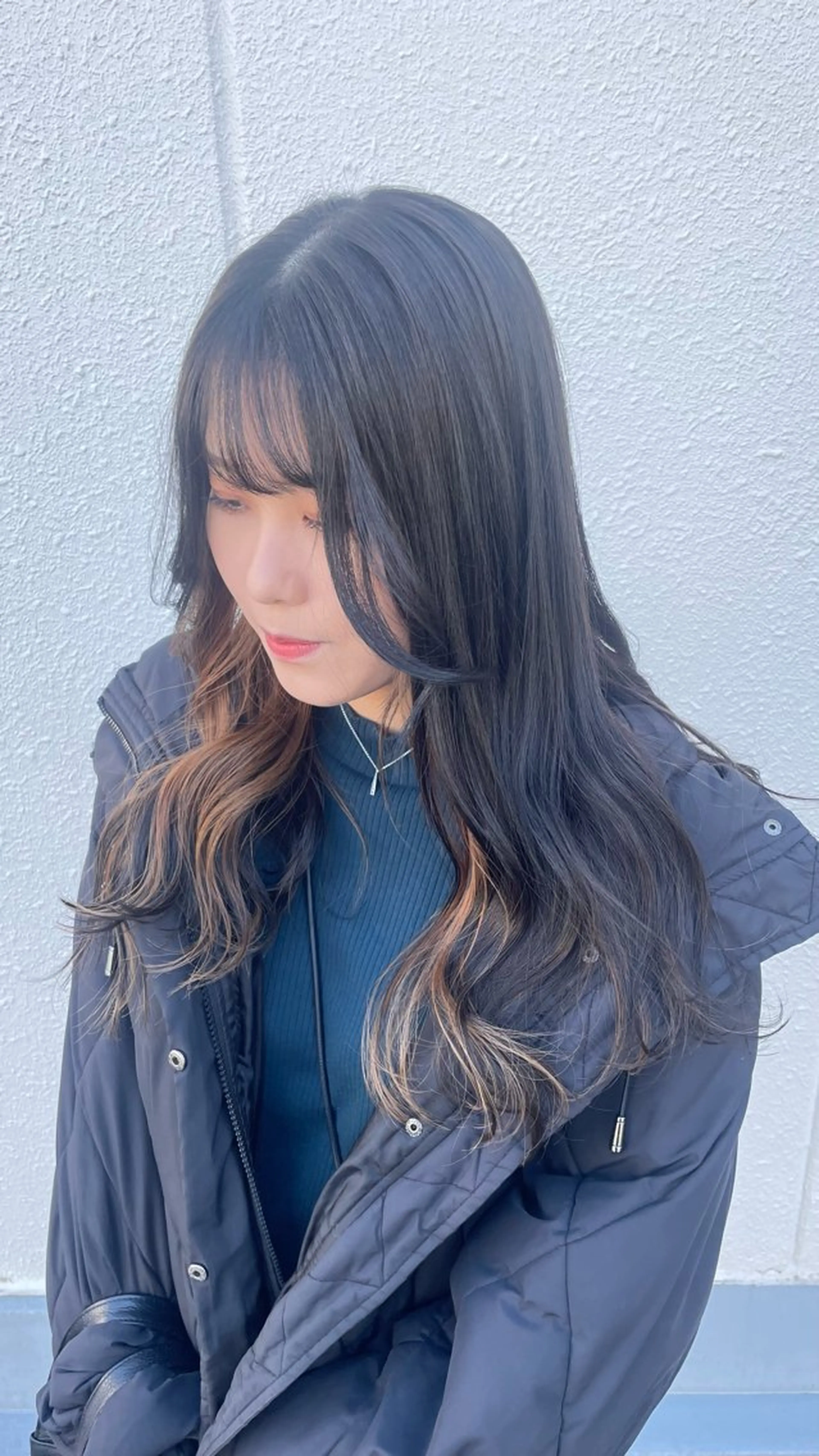セミロング 卒業式のヘアスタイル カット ヘアカラー トリートメント 🖤🎀ハイトーン/ エク/夕月🎀🖤のヘアスタイル