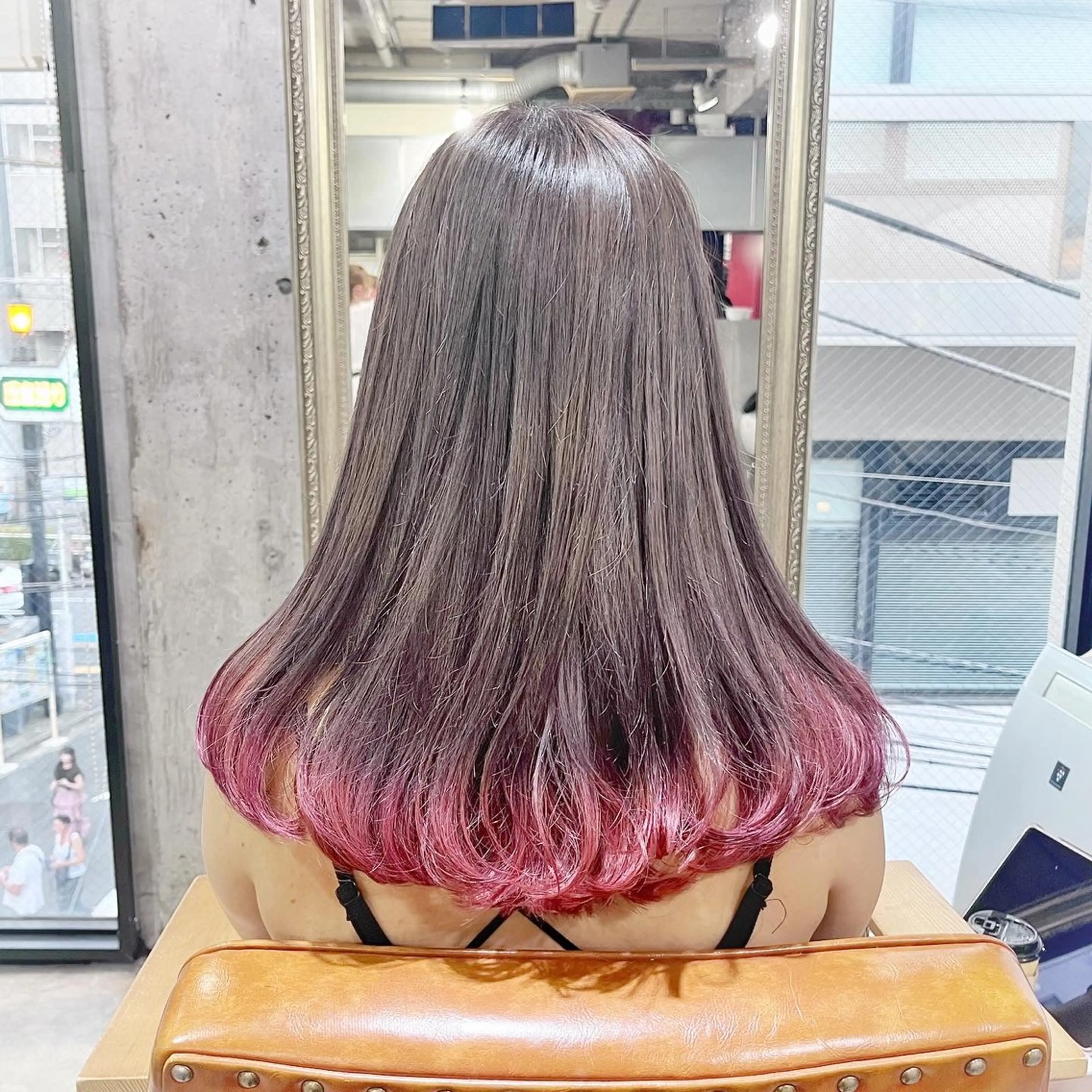 セミロング カラー ヘアアレンジ ブリーチ ピンクカラー ヘアカラー ピンクカラー🩷 ヘアセットＮＯ.1のヘアスタイル