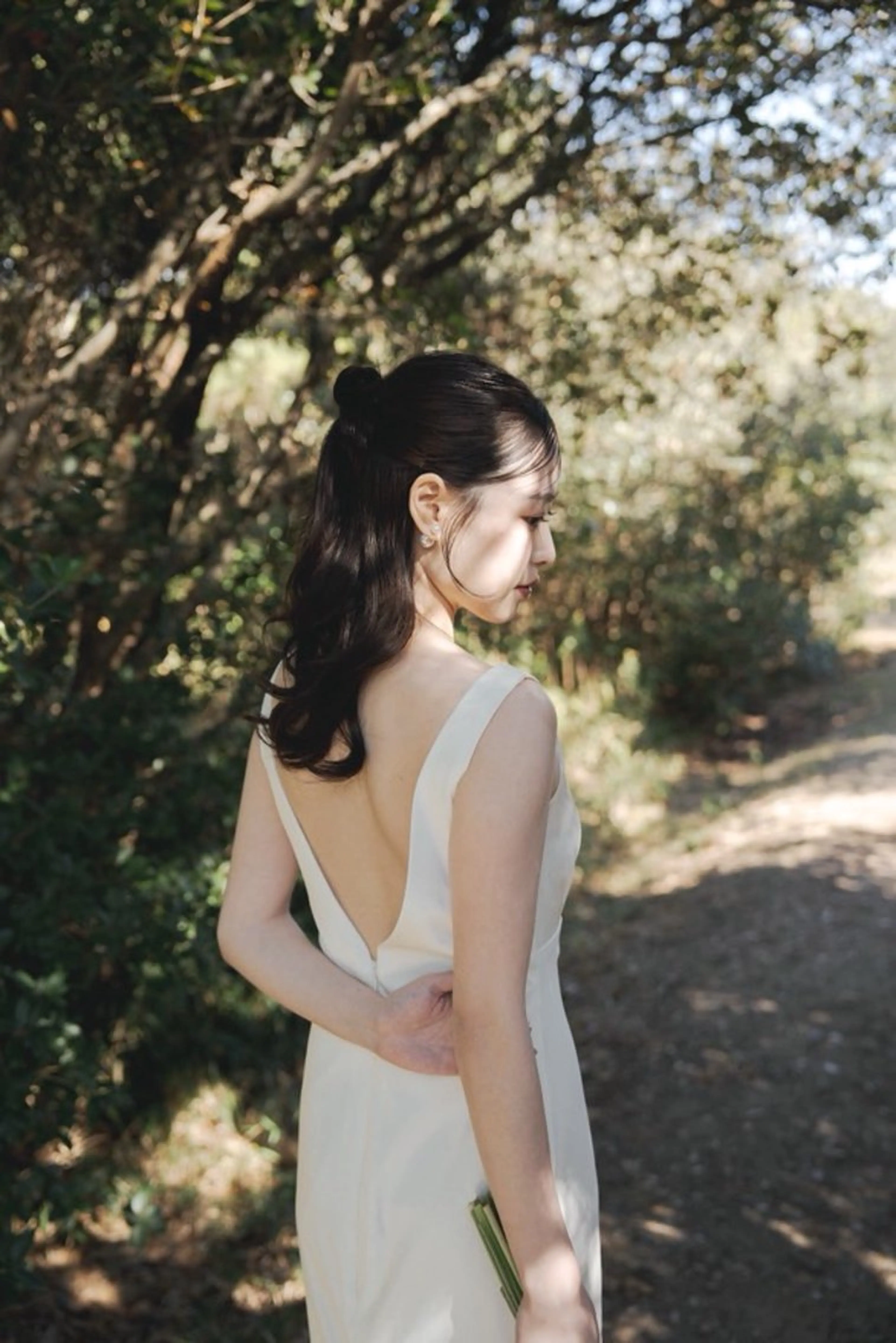 セミロング ヘアアレンジ ハーフアップ 結婚式・ブライダル 顔周りカット ヘアセット Tim【ティム】所属・ヘアセット大募集 ˗ˋˏairiˎˊ˗のヘアスタイル