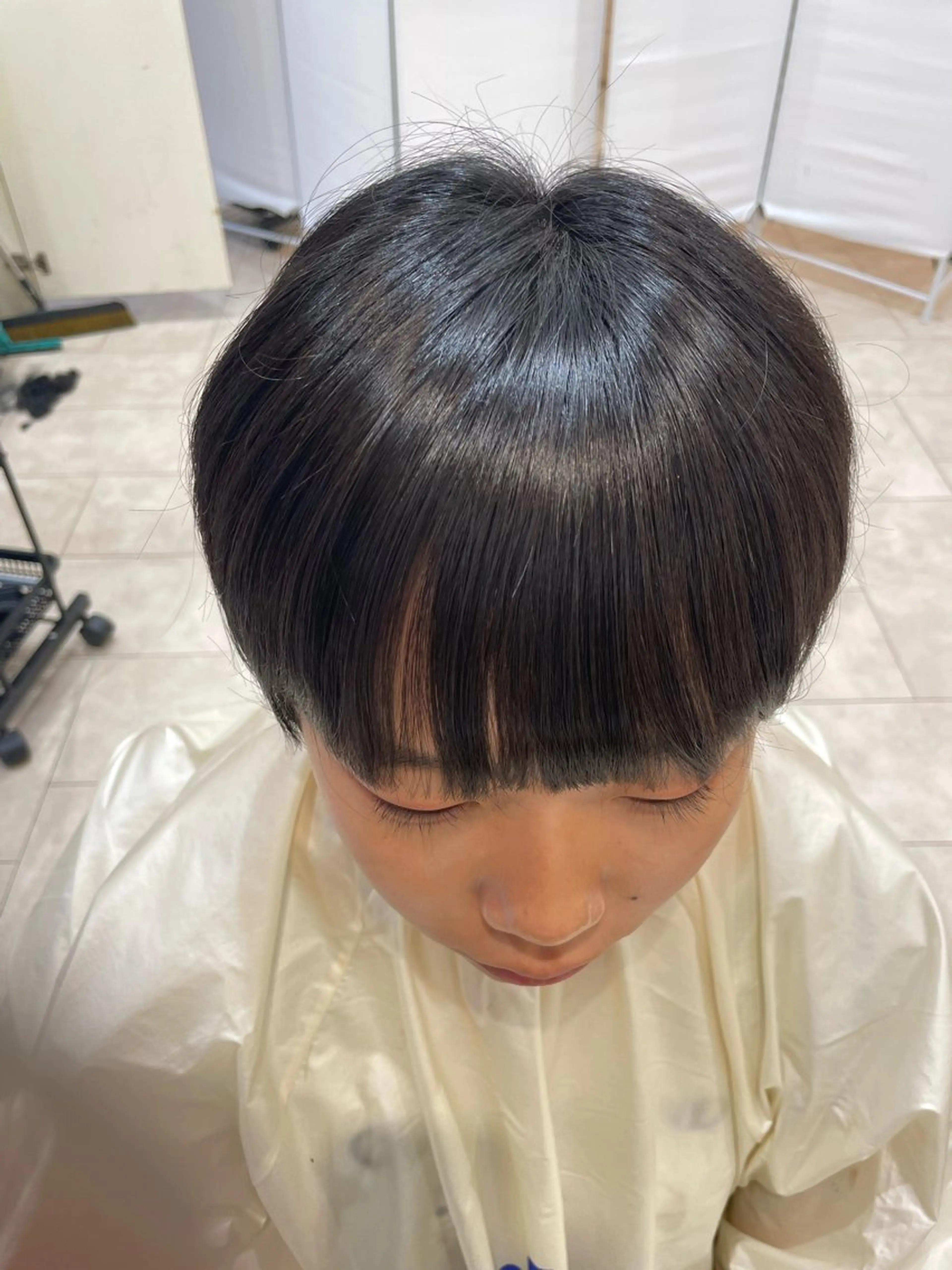 ショート パーマ 渡邊 花奈のヘアスタイル