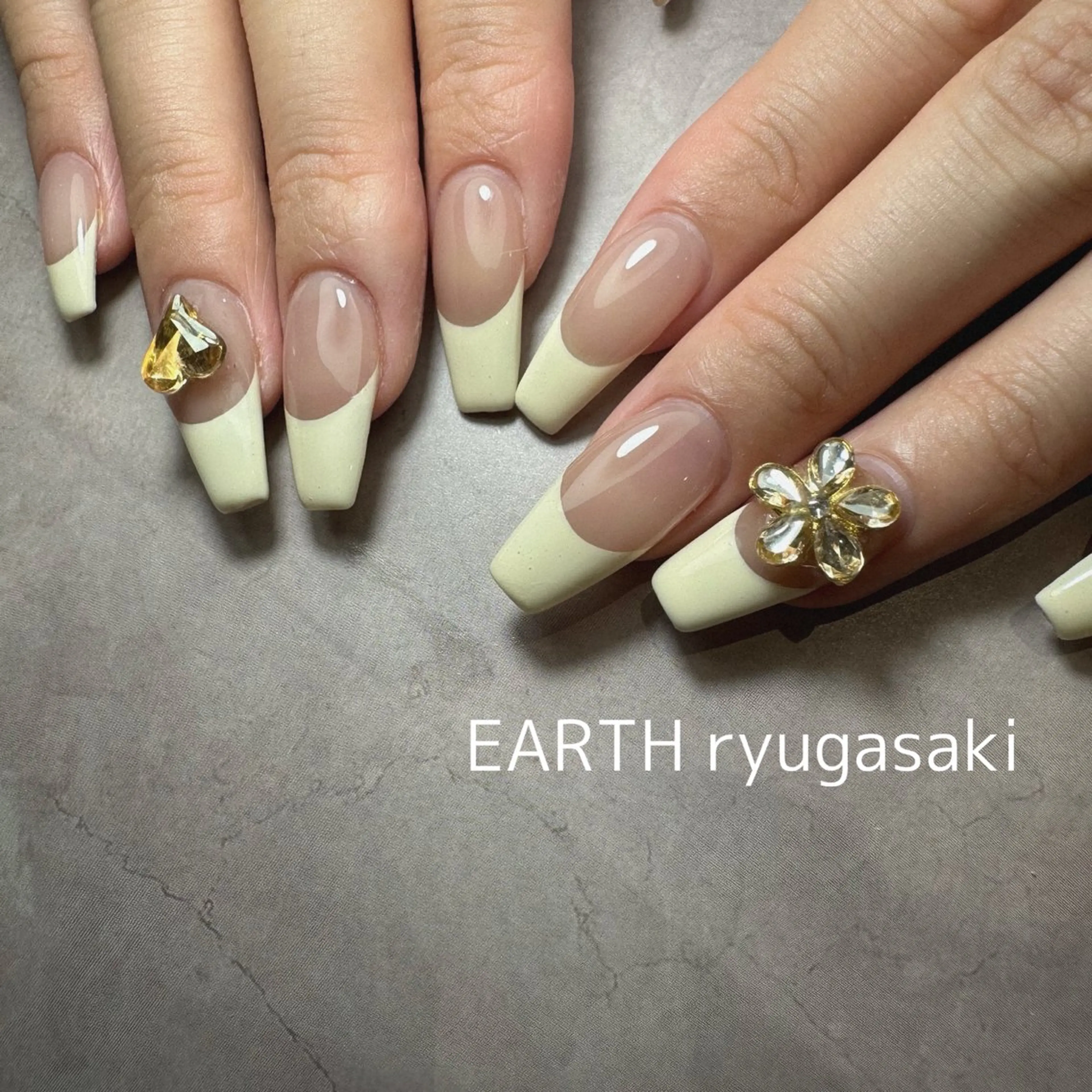 ネイル hair&make EARTH coiffure beaute 龍ケ崎店所属・tomita ayakaのネイルデザイン