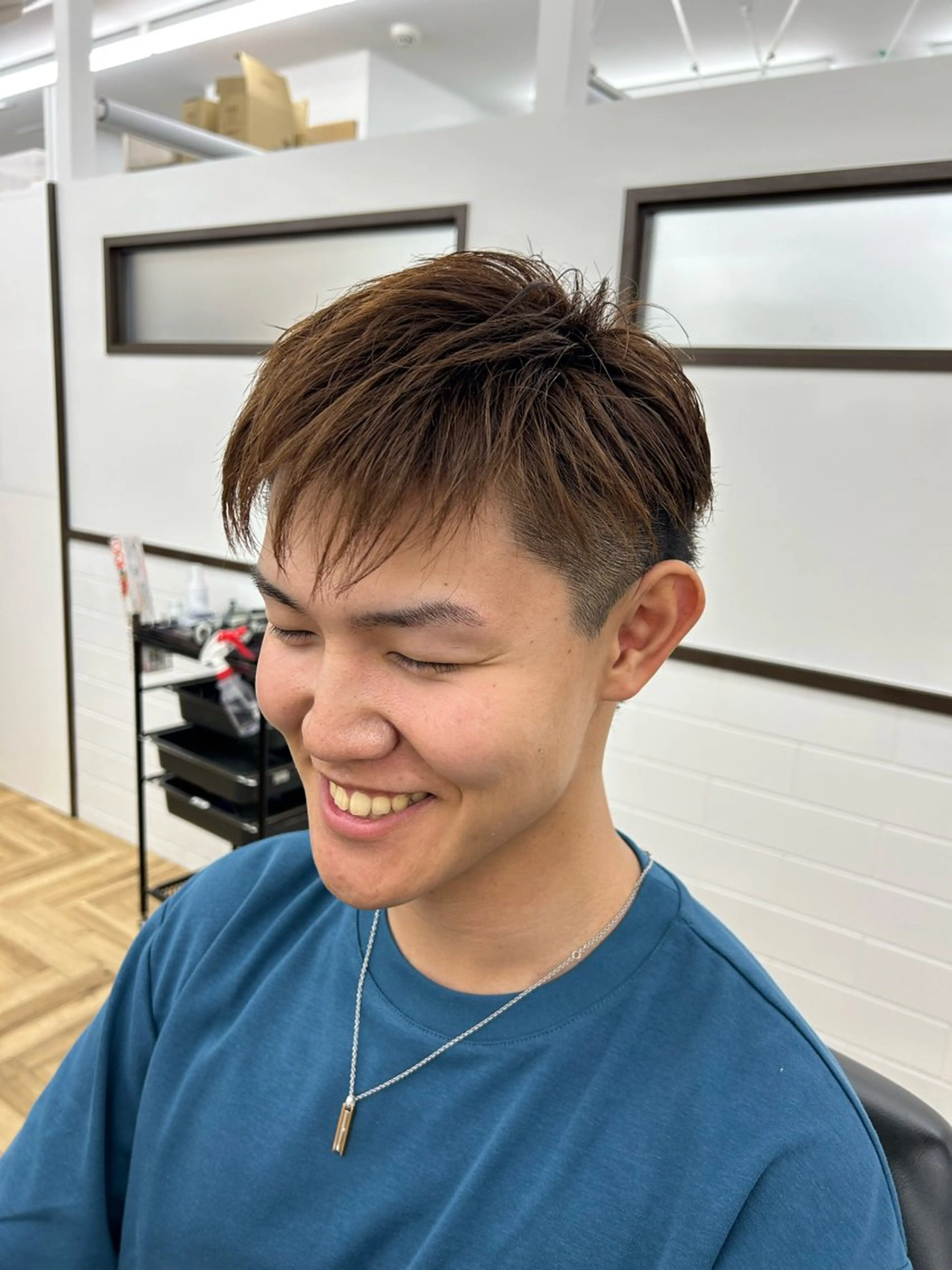 ショート メンズ トミオカ メイのヘアスタイル