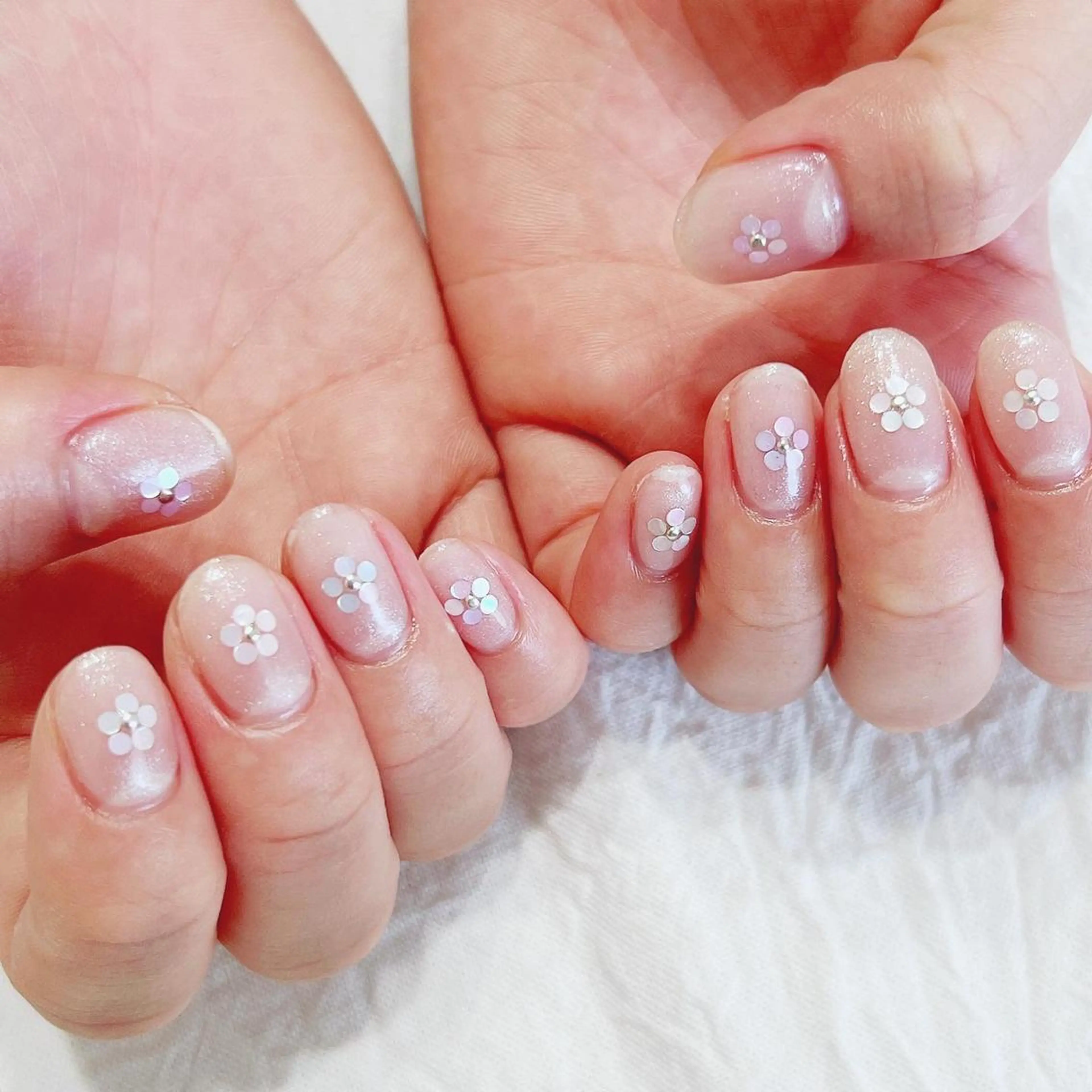 ネイル オーロラネイル クリアネイル ラメ(グリッター) シンプルネイル 夏ネイル ハンドネイル peaberry nailのネイルデザイン