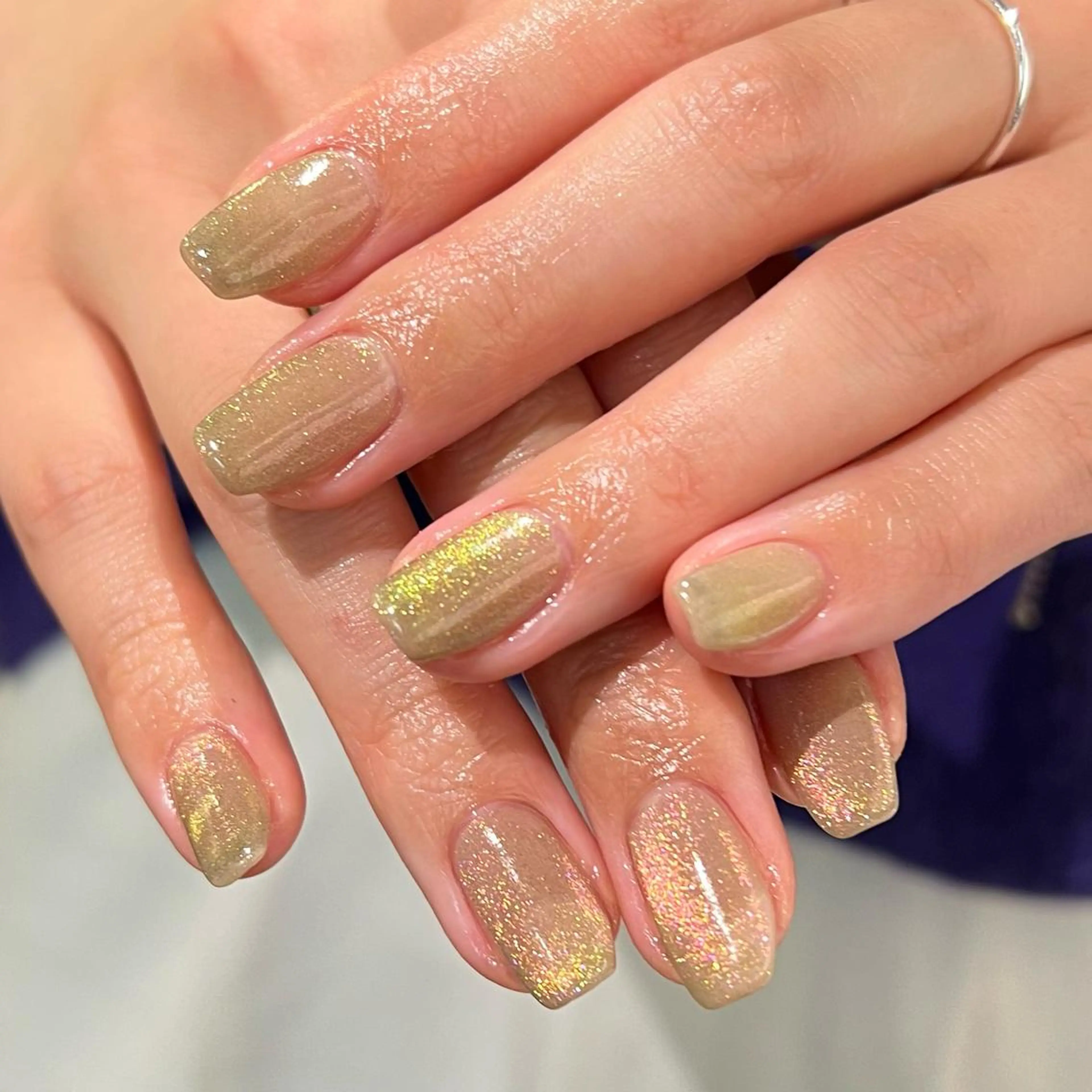 ネイル マグネットネイル ハンドネイル Nico所属・Nico🌛 Karenのネイルデザイン