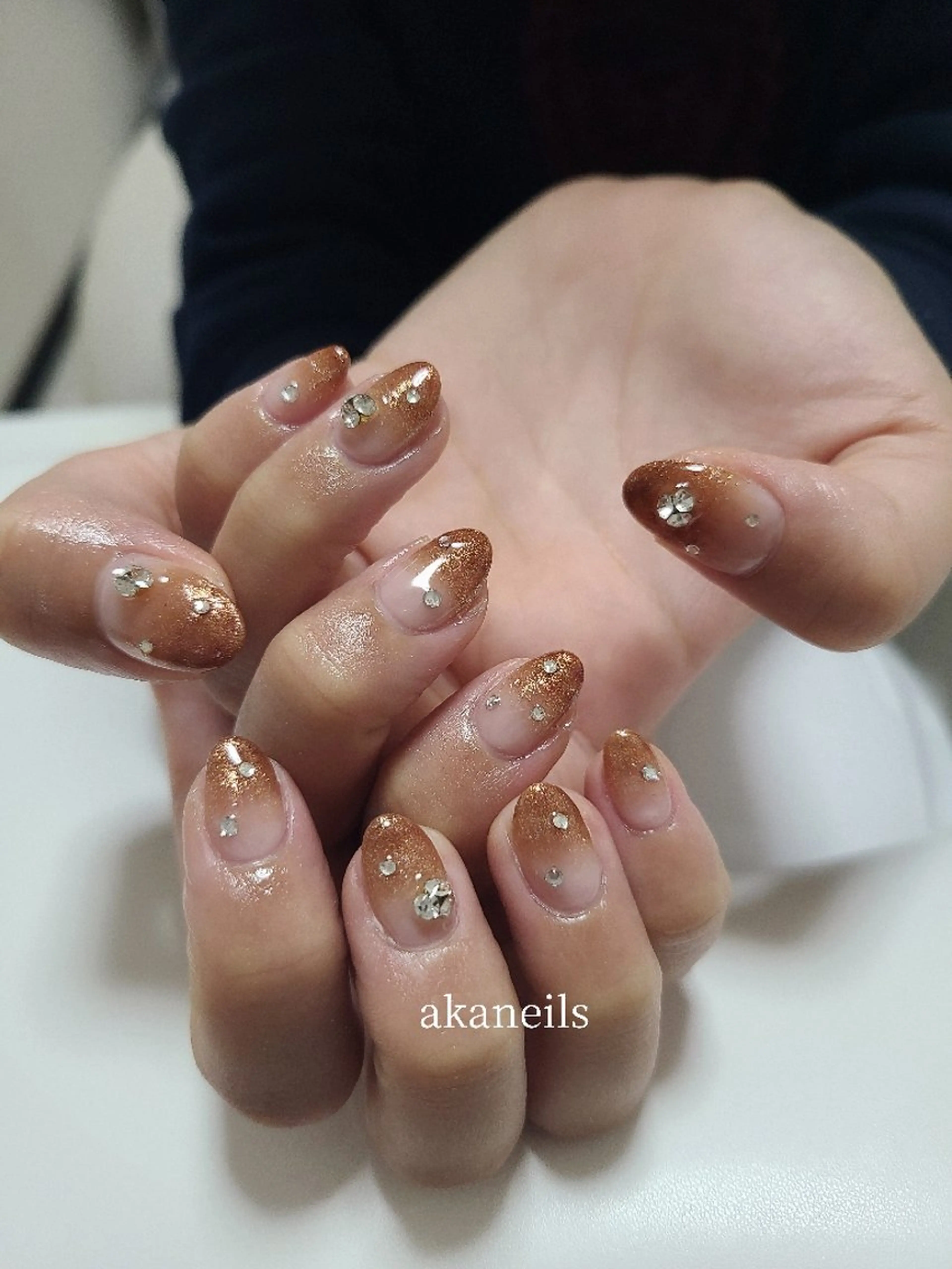ネイル ブラウン グラデーション ラメ(グリッター) ラメグラデーション ハンドネイル 【akaneils】 アカネのネイルデザイン