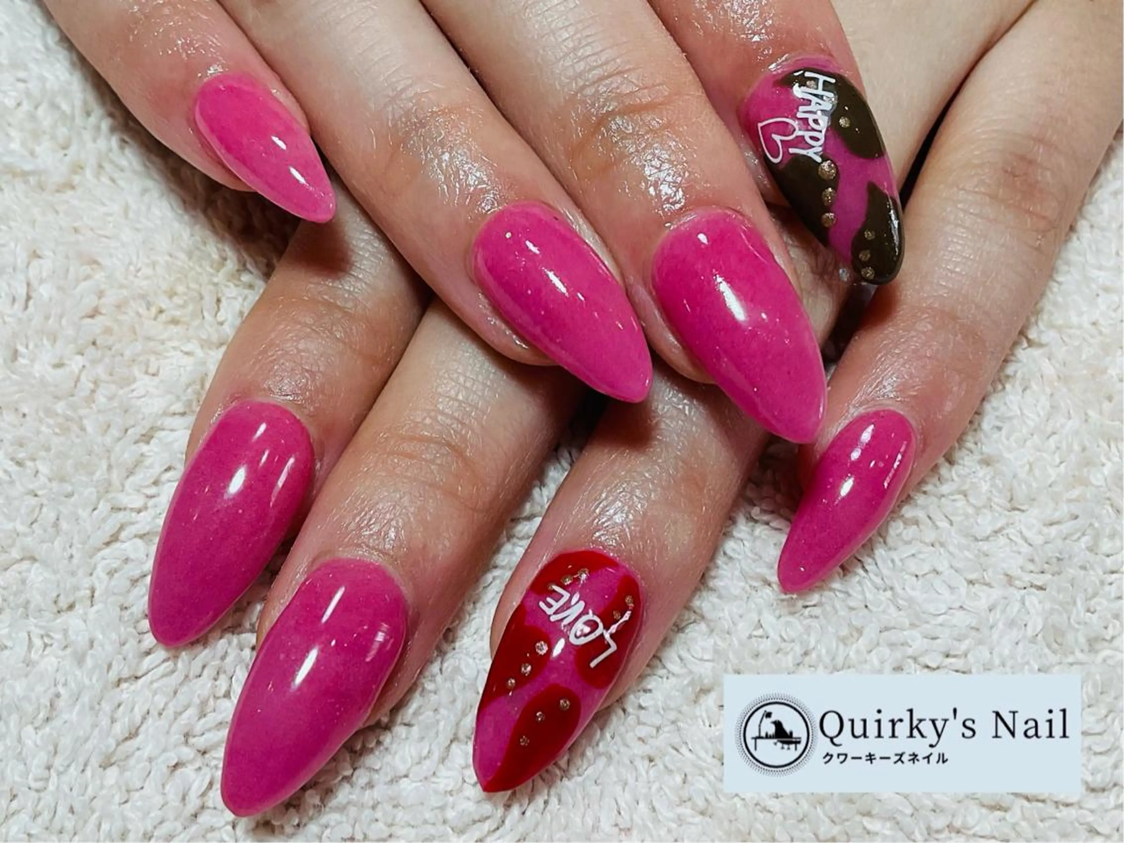 ネイル アートネイル ジェルネイル グラデーション ハート ホログラムネイル Quirky's Nail【栄店】のネイルデザイン
