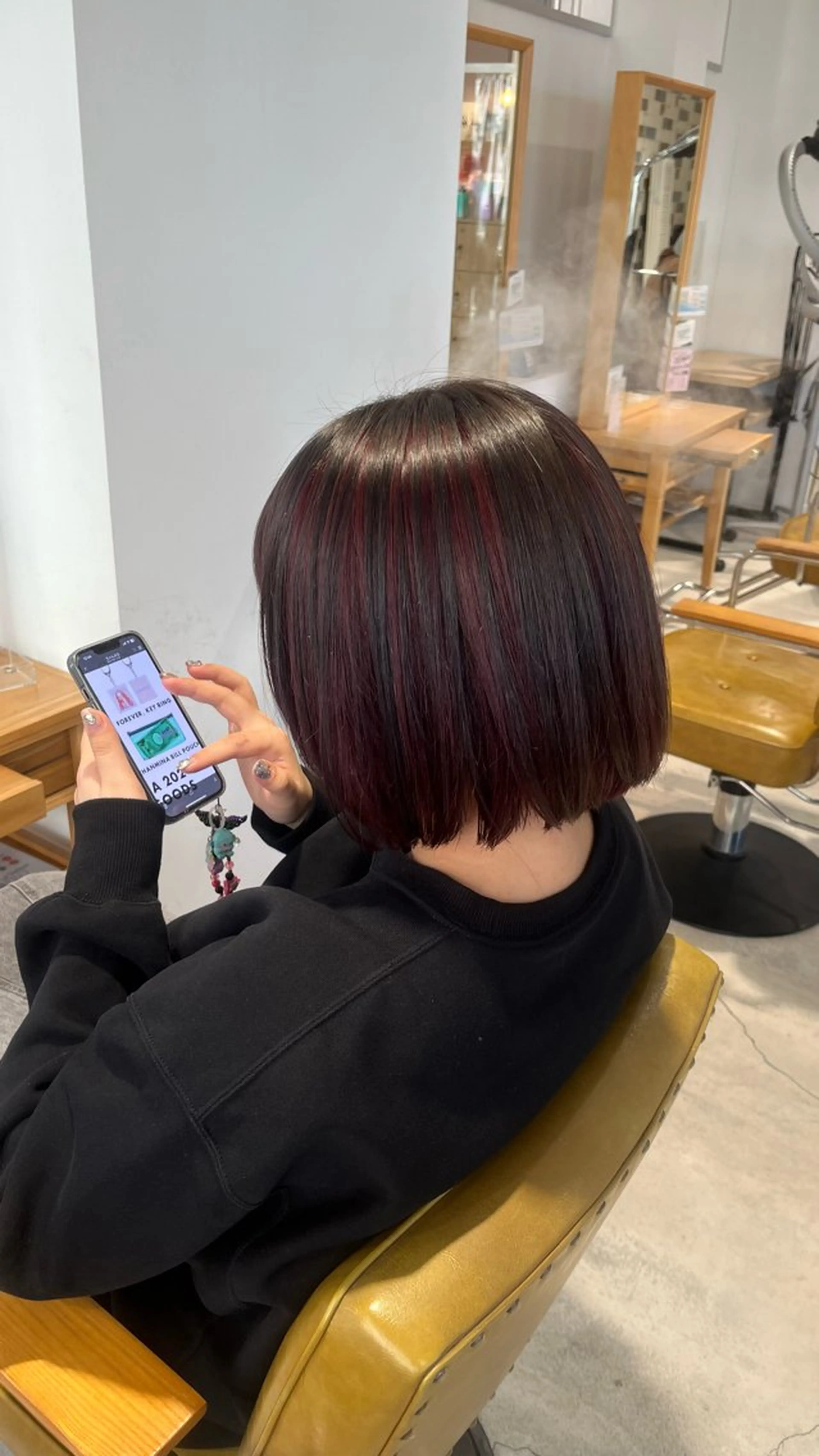 ショート カラー ヘアカラー 和泉田 真白のヘアスタイル
