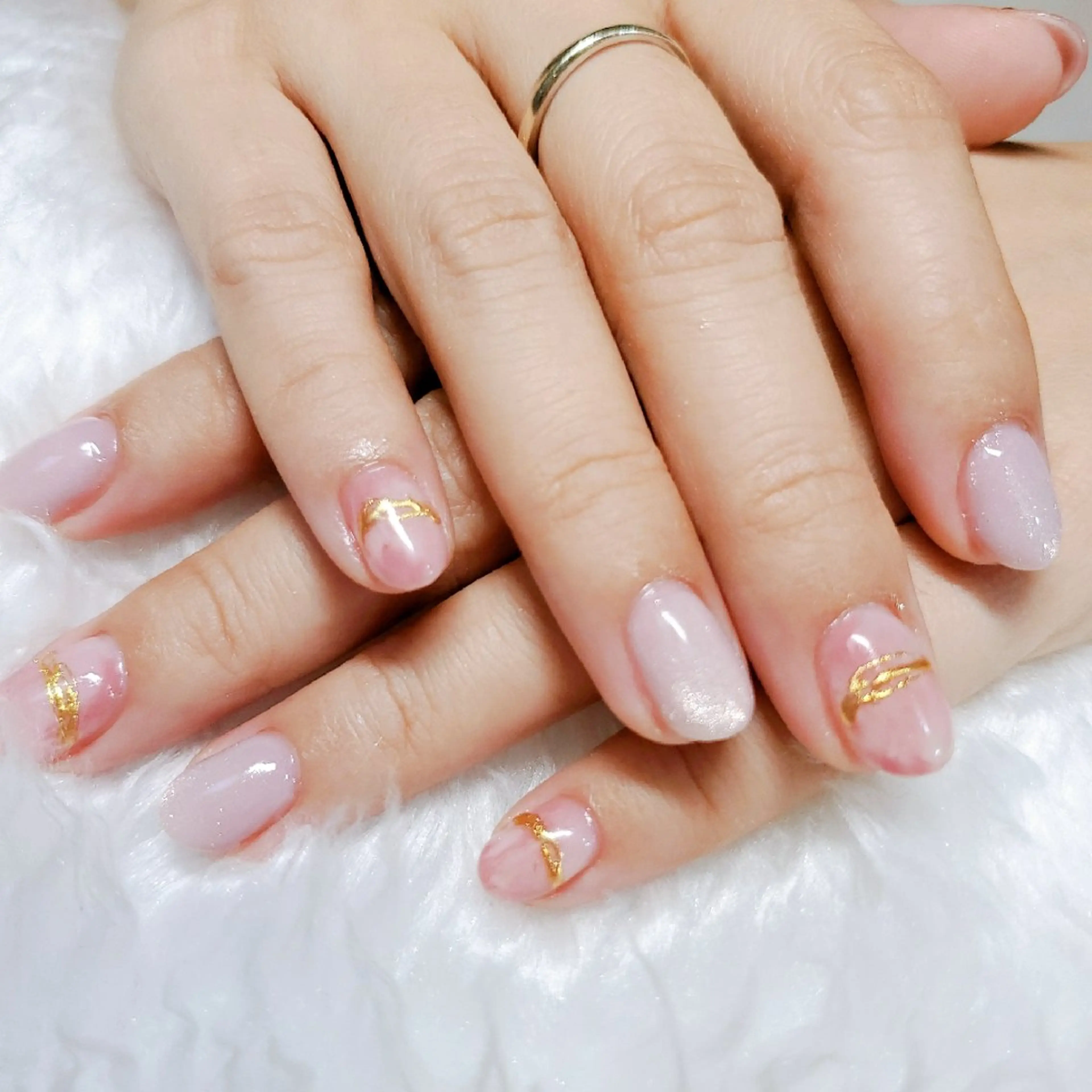 ネイル 持ち込み ハンドネイル ネイルサロンベルティ .ひとみのネイルデザイン