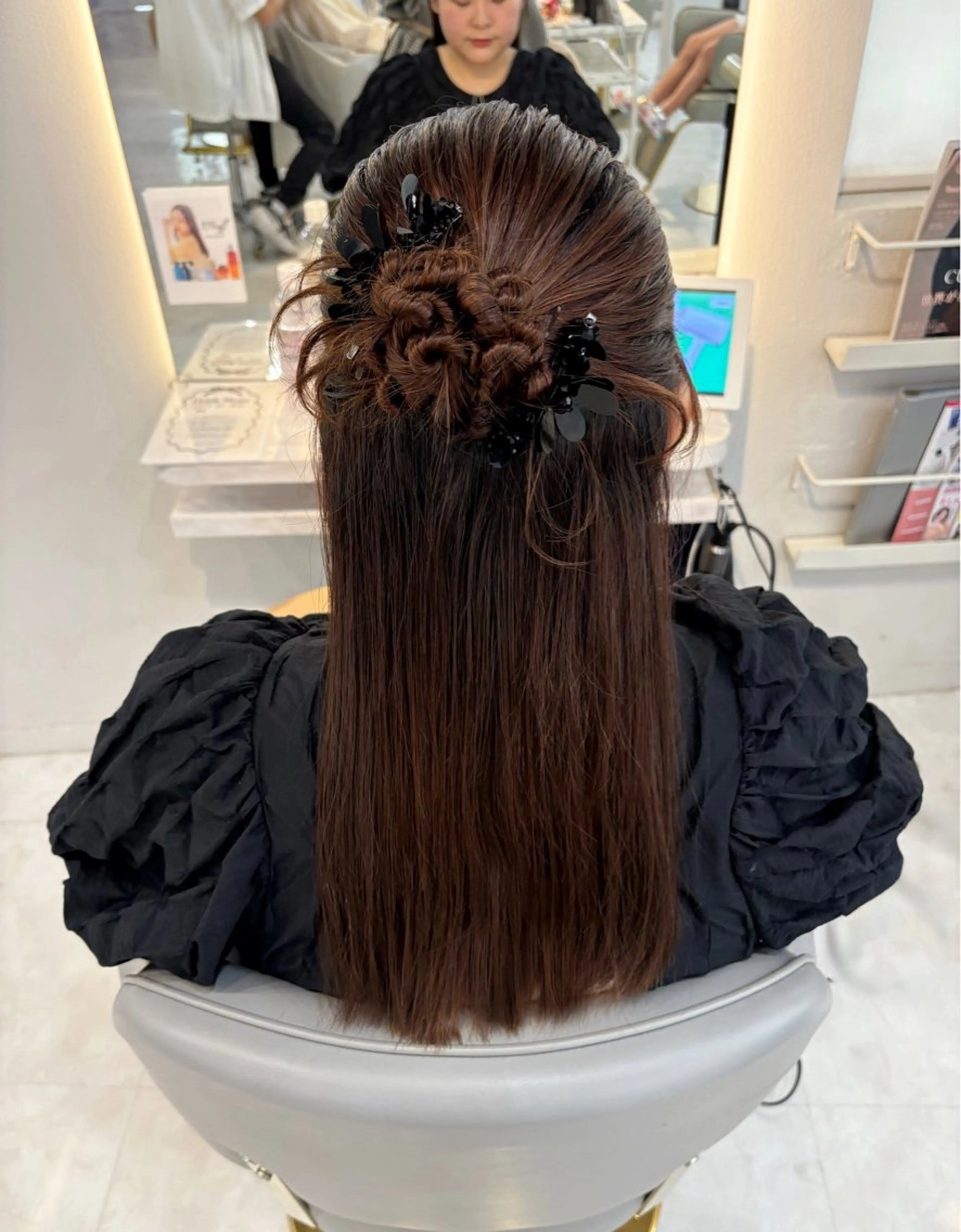 ロング ヘアセット 透明感/前髪顔周り ‎🤍SAKURAのヘアスタイル