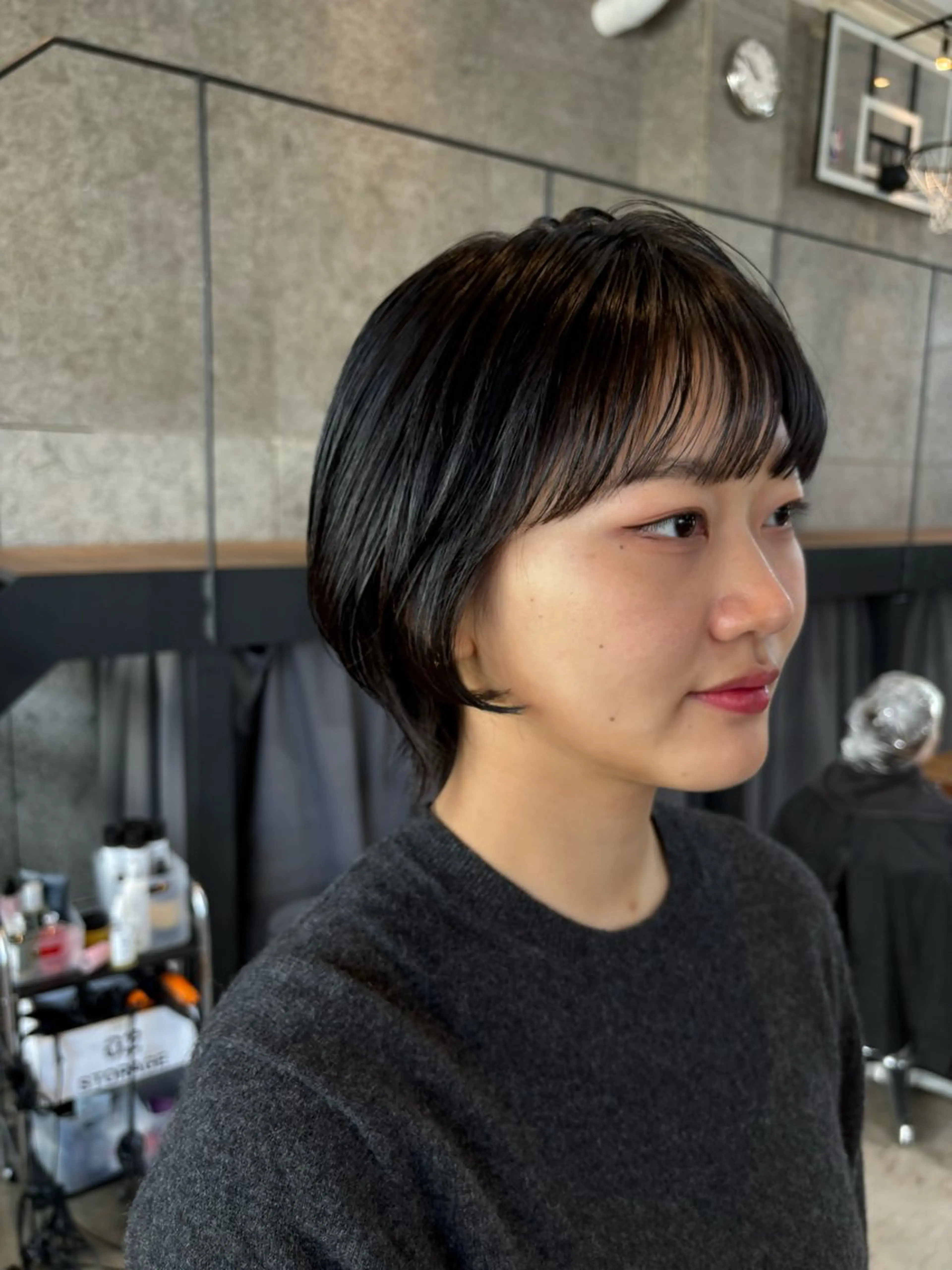 ショート カラー パーマ ヘアアレンジ ショートヘア ウルフカット カット トリートメント ヘッドスパ ヘアセット 押切 響 のヘアスタイル