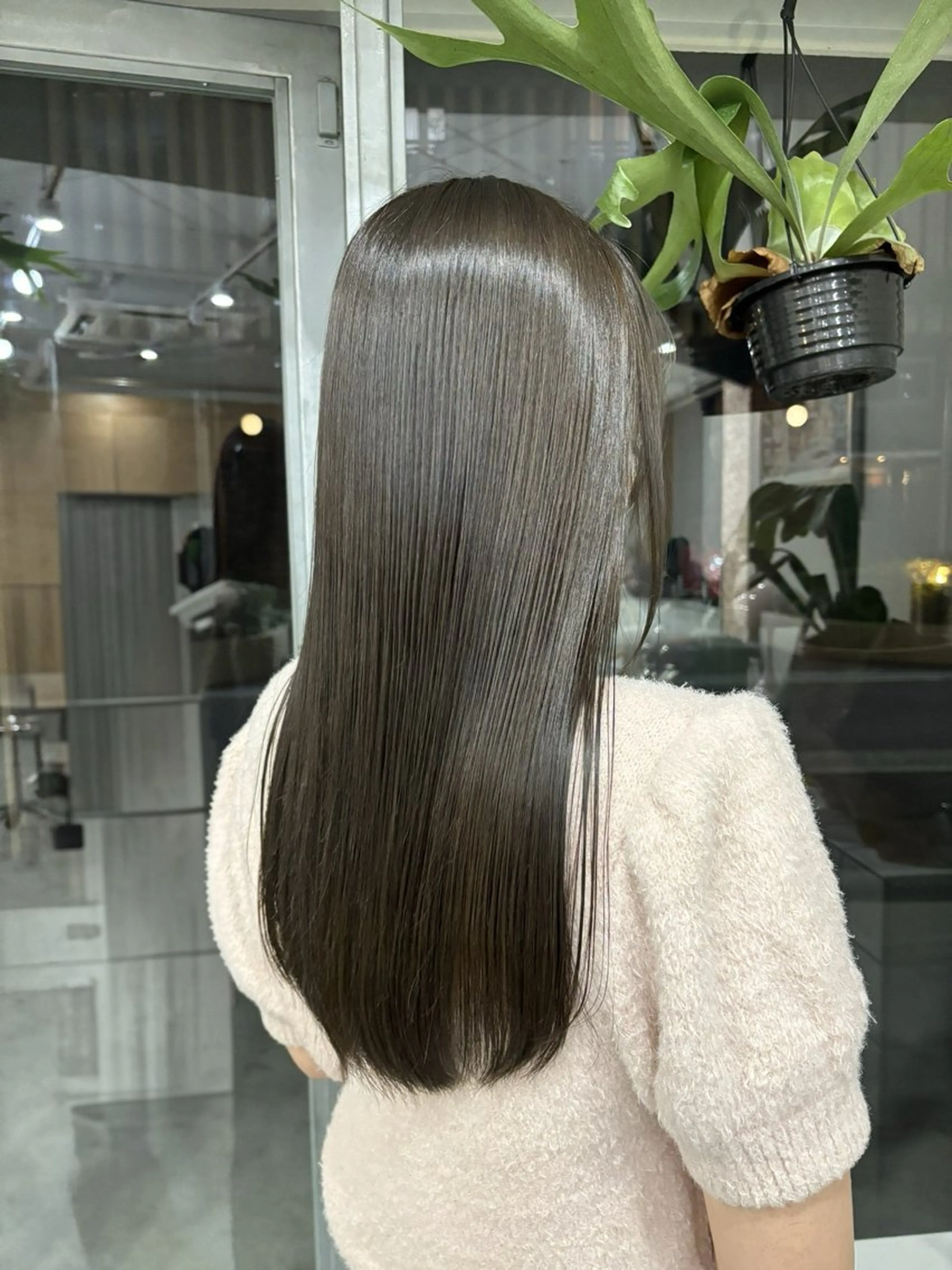 【✨髪質up艶カラー限定✨】ダメージレスプレミアムケアカラー+lalupaトリートメントの写真
