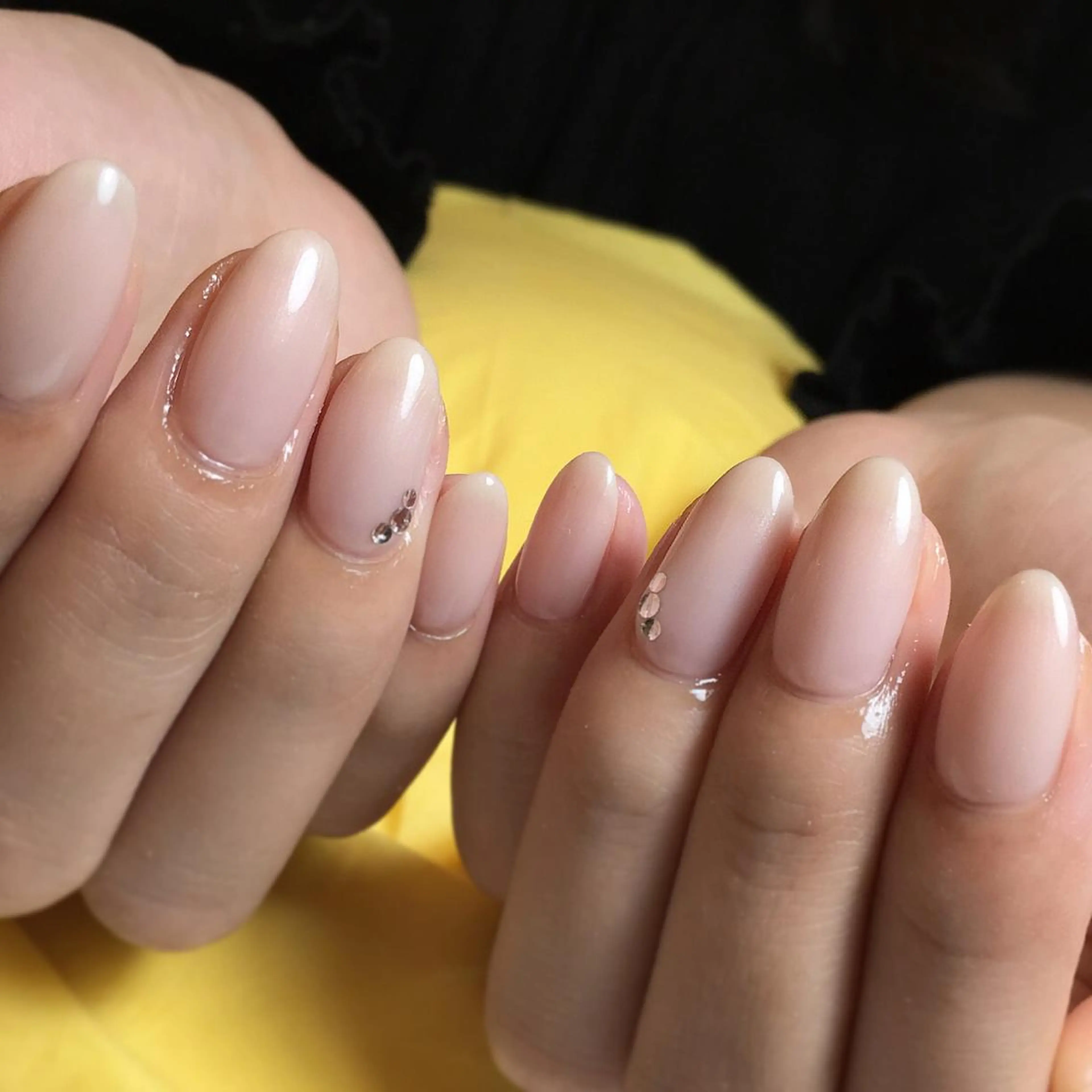 ネイル ワンカラーネイル Nail salon viewt55☺︎のネイルデザイン