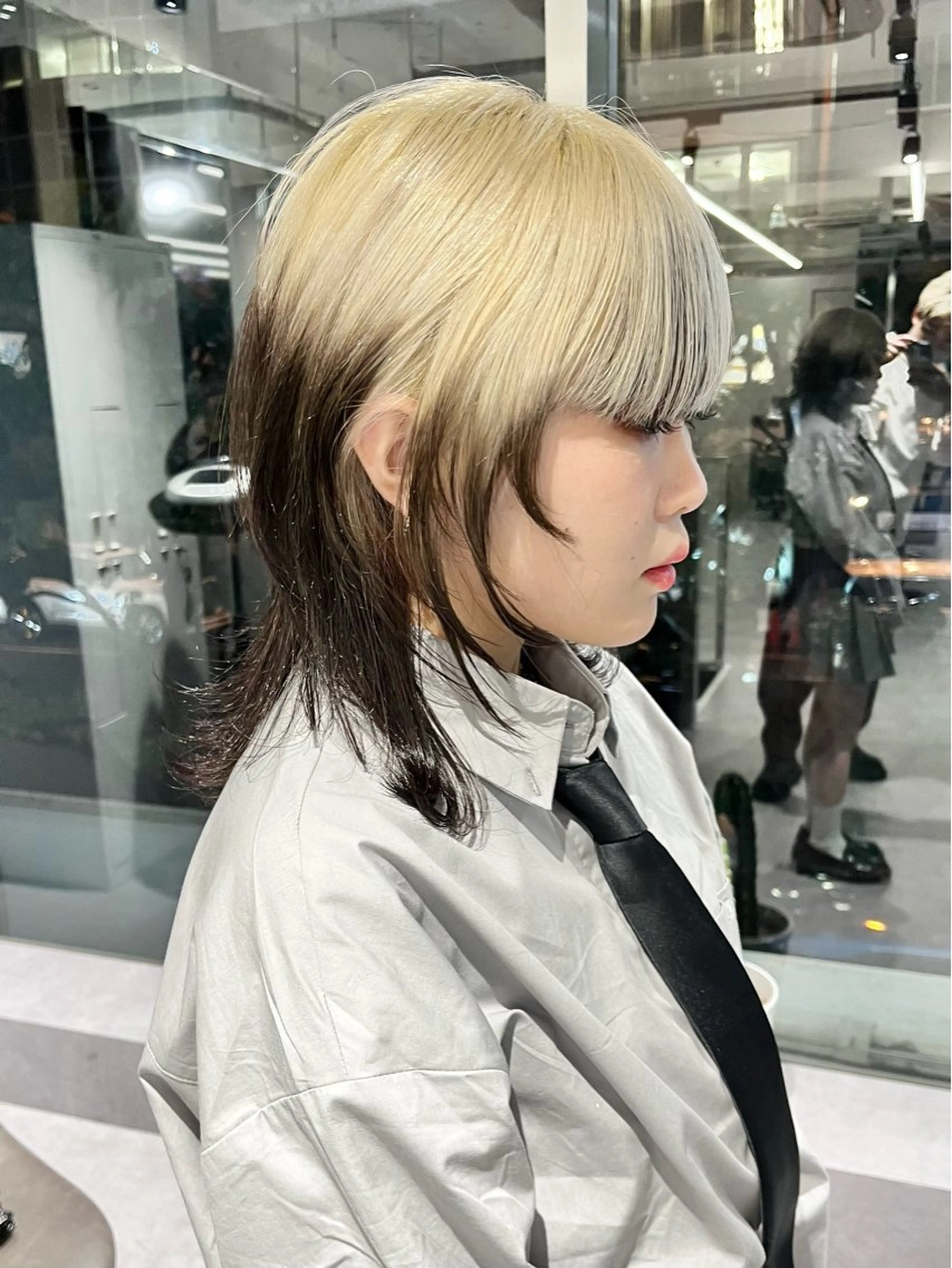 ミディアム カラー デザインカラー ダブルカラー ハイトーンカラー インナーカラー ボブ デザインカラー 小西勇次のヘアスタイル
