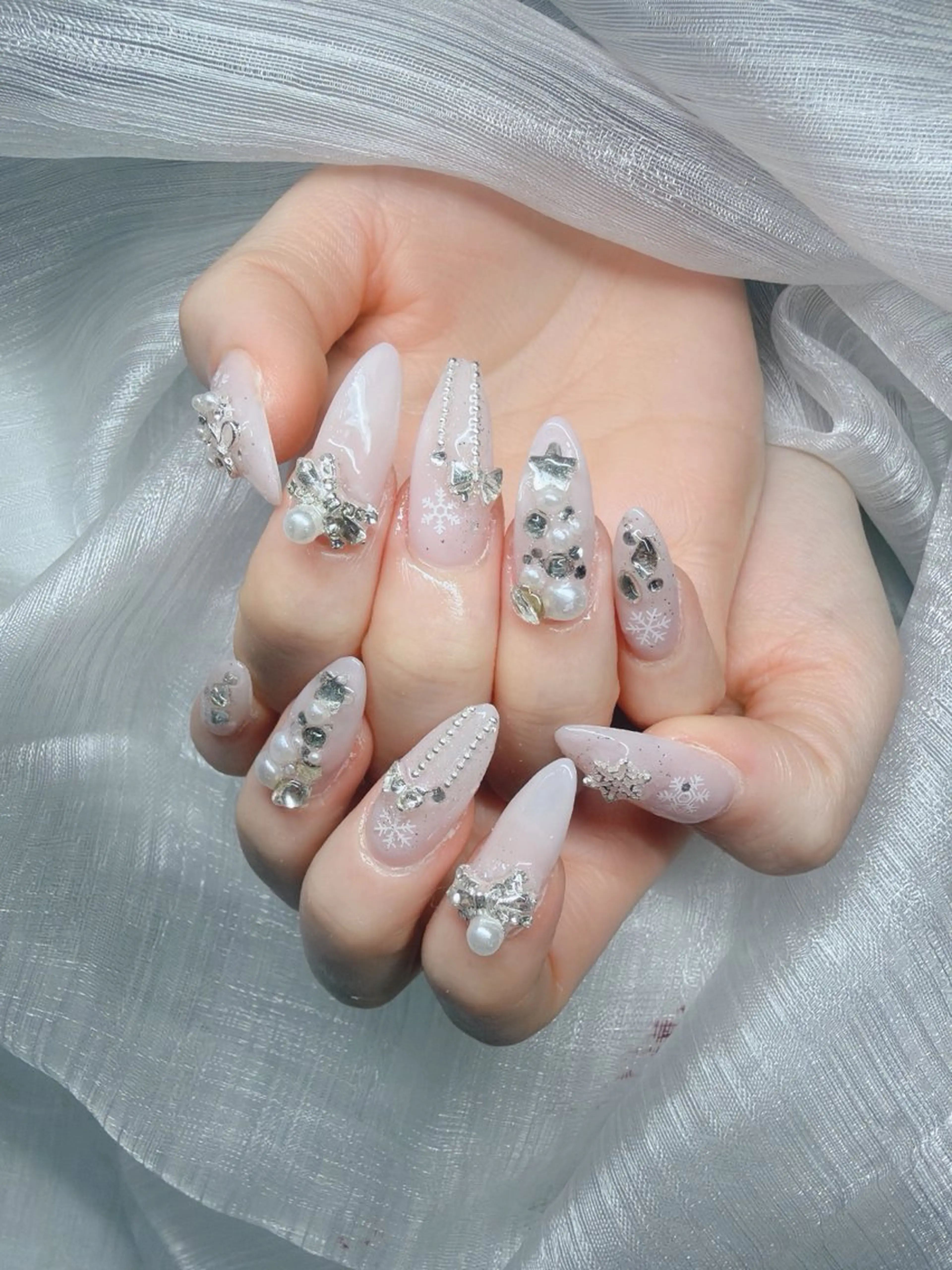 ネイル ハンドネイル Lee Nailsのネイルデザイン