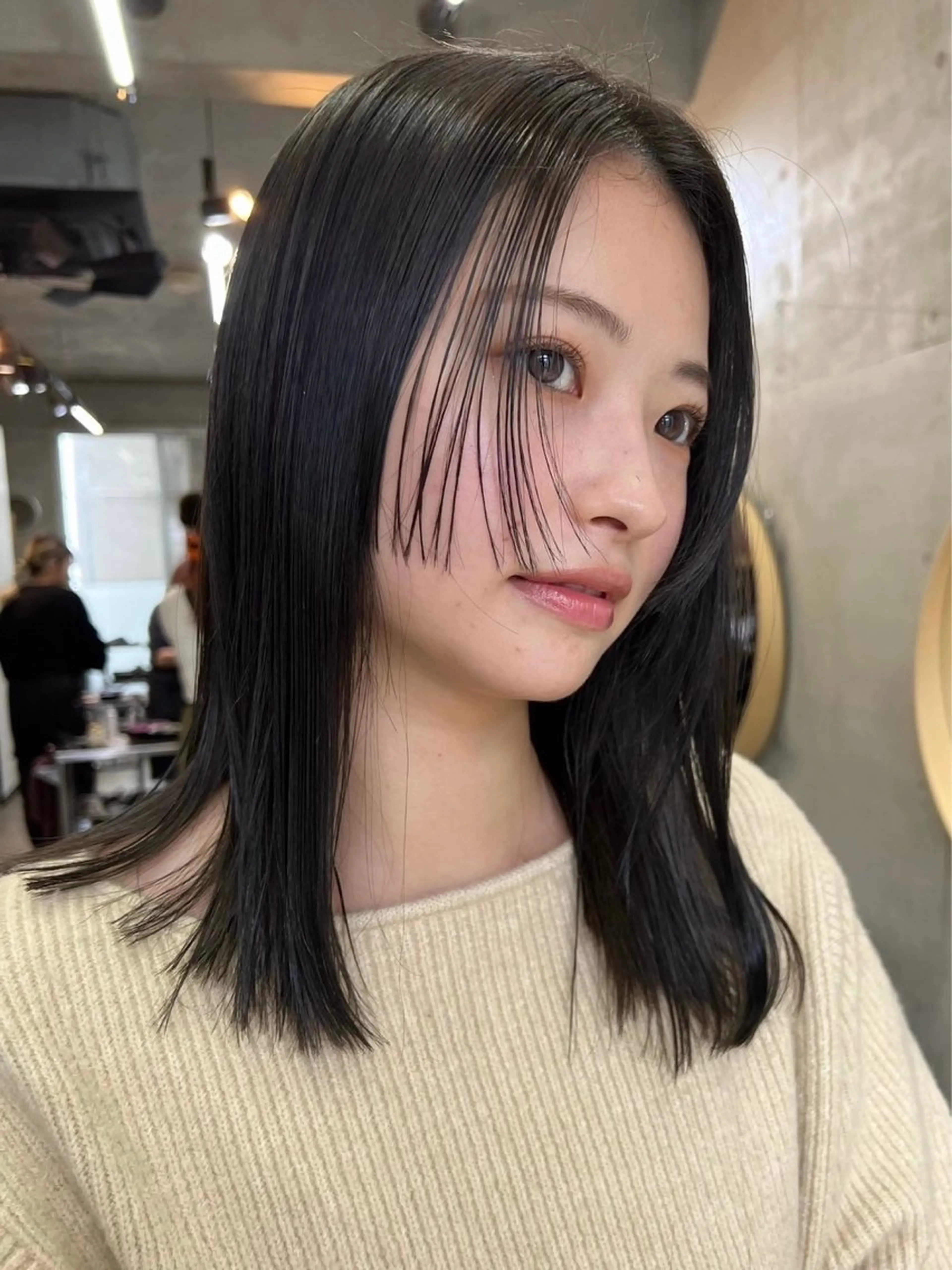 ミディアム 顔周りカット 姫カット カット SALT WATER所属・🫐 𝐌𝐚𝐨 🫐ボブモデル募集のヘアスタイル