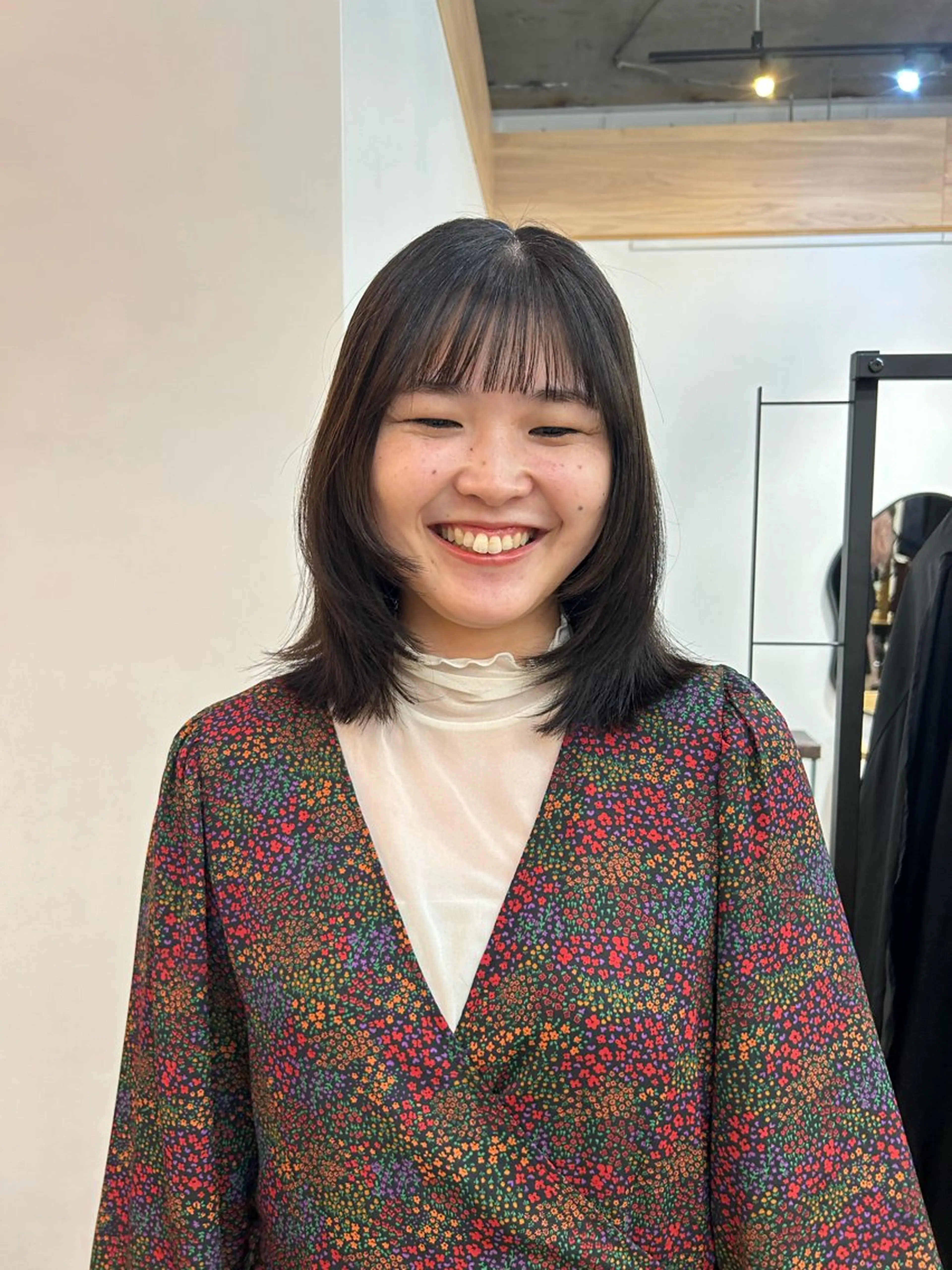 ミディアム カラー カット 表参道OLSEN✂︎ nanamiのヘアスタイル