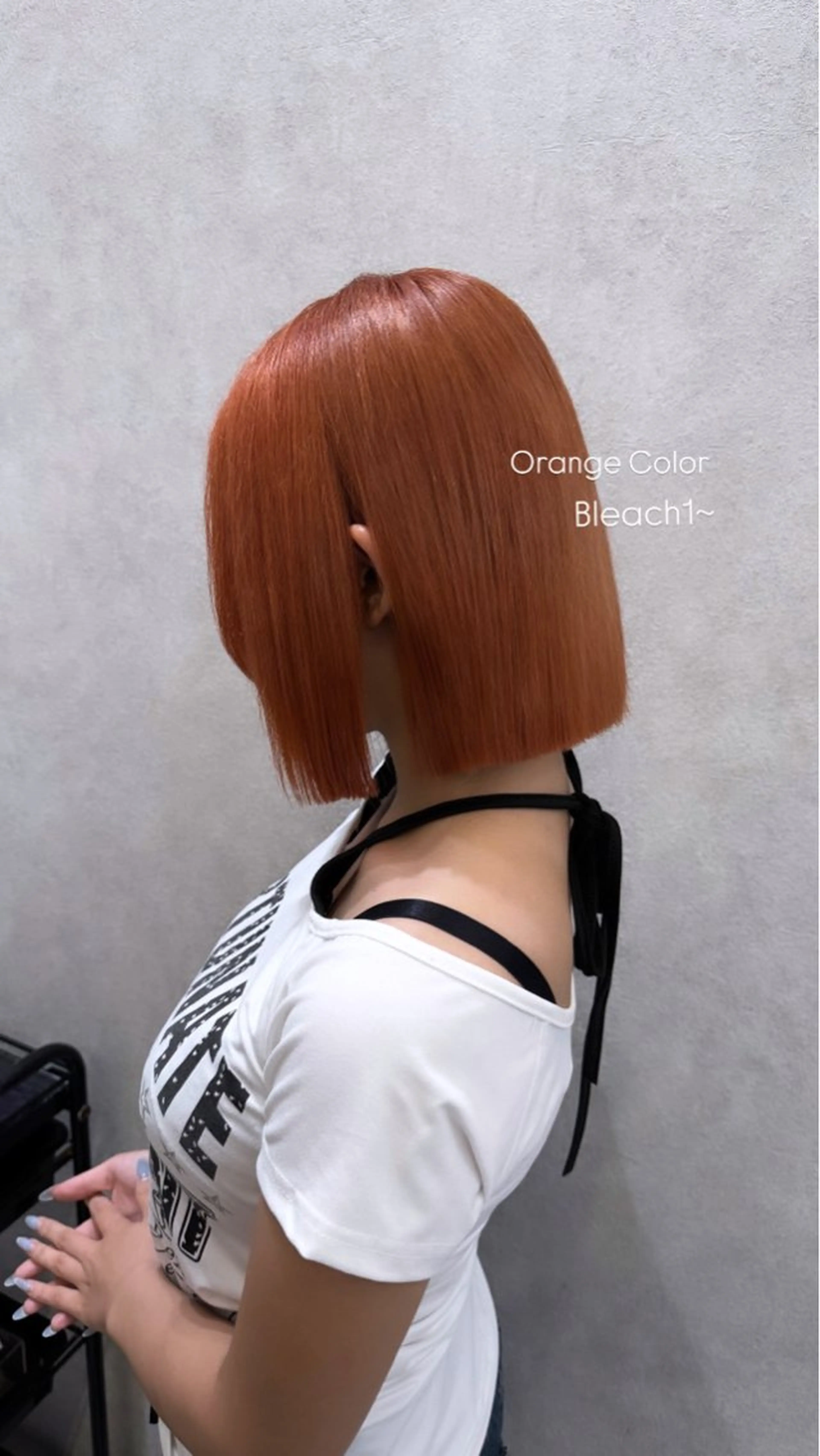 ミディアム カット ヘアカラー トリートメント karin ボブハイトーンのヘアスタイル