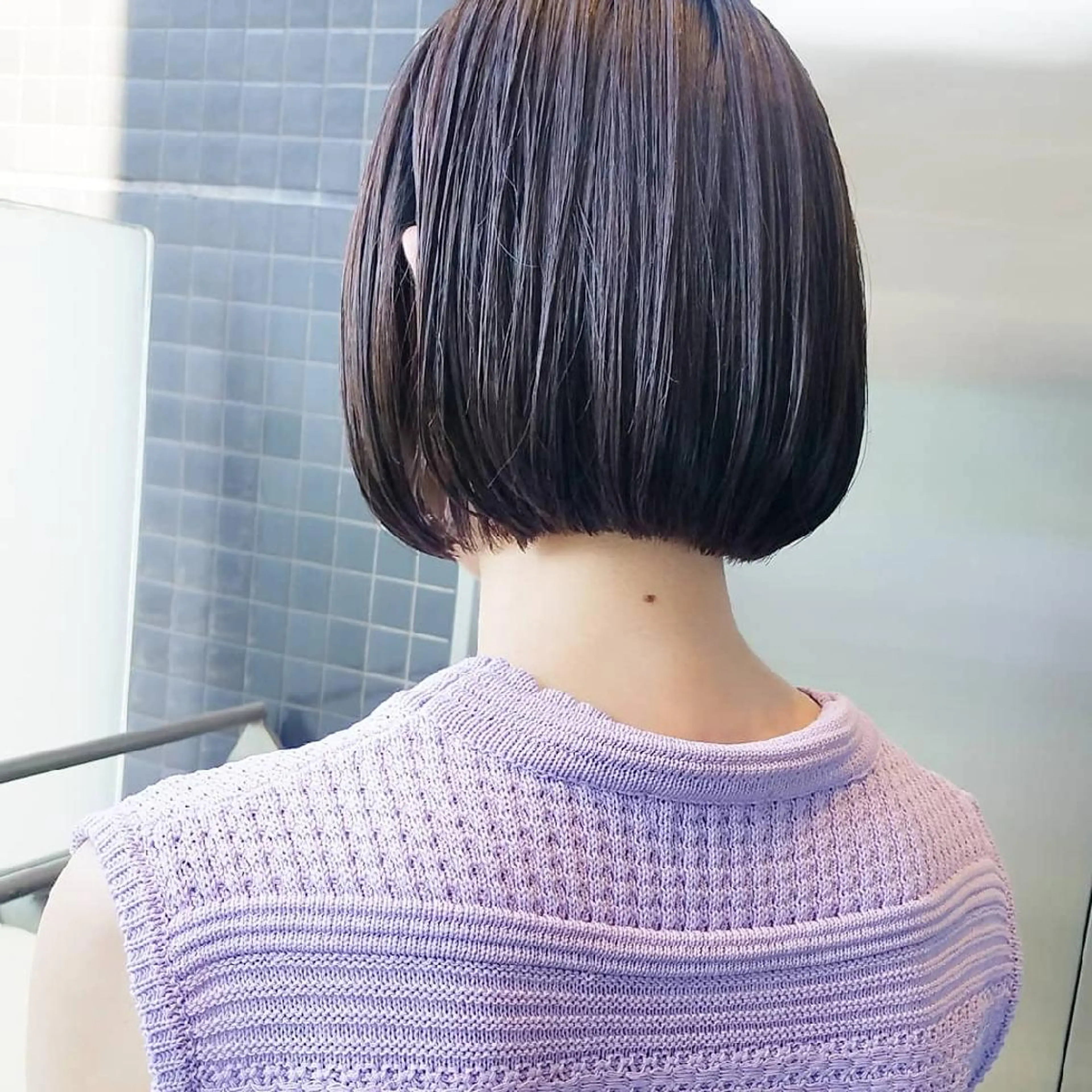 ショート カラー ボブ iplus✴ まつげ、眉毛、耳つぼのマツエク・マツパデザイン