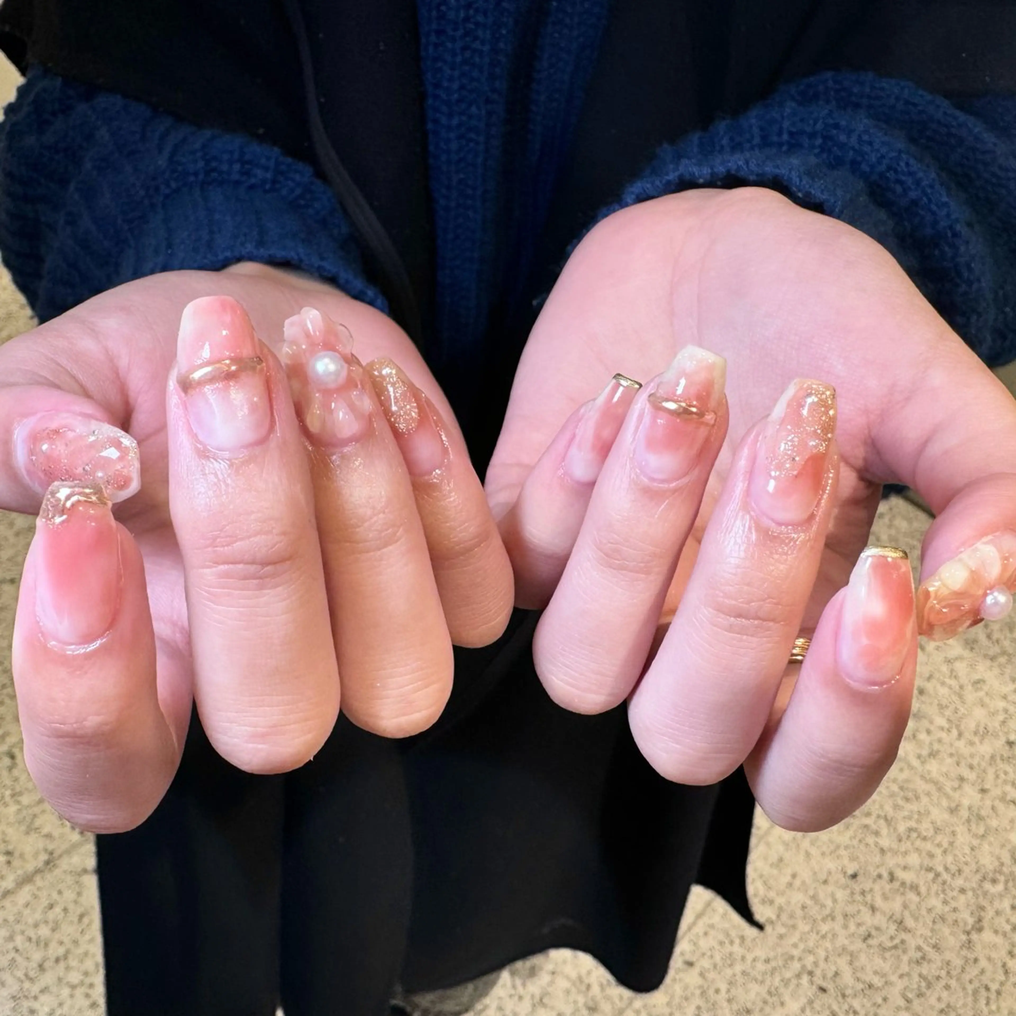 ネイル 春ネイル ハンドネイル RIEKO🍒 ワンホン♡推しネイルのネイルデザイン