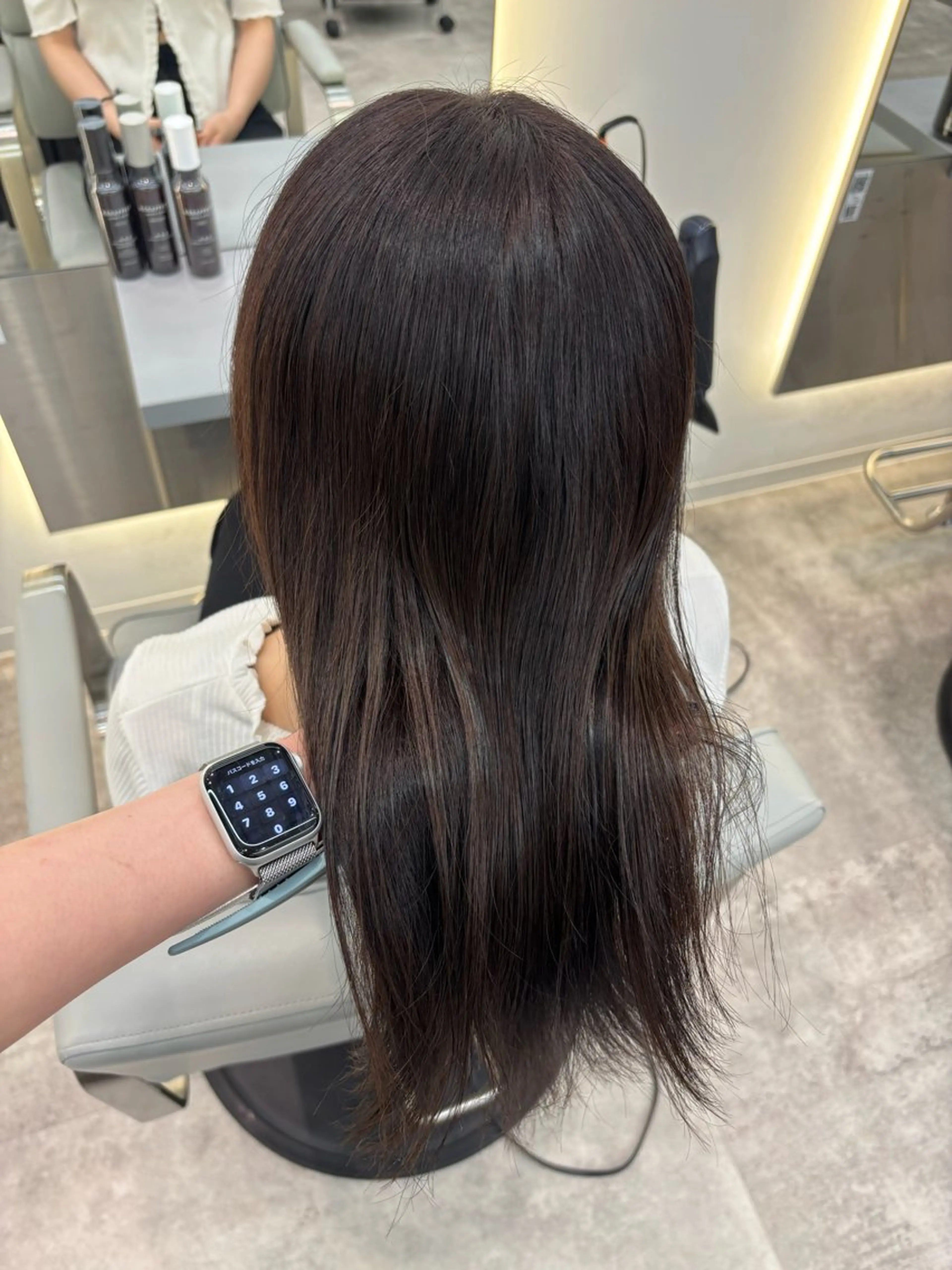 ミディアム ヘアカラー 艶髪ストレート🫶 AYANAのヘアスタイル