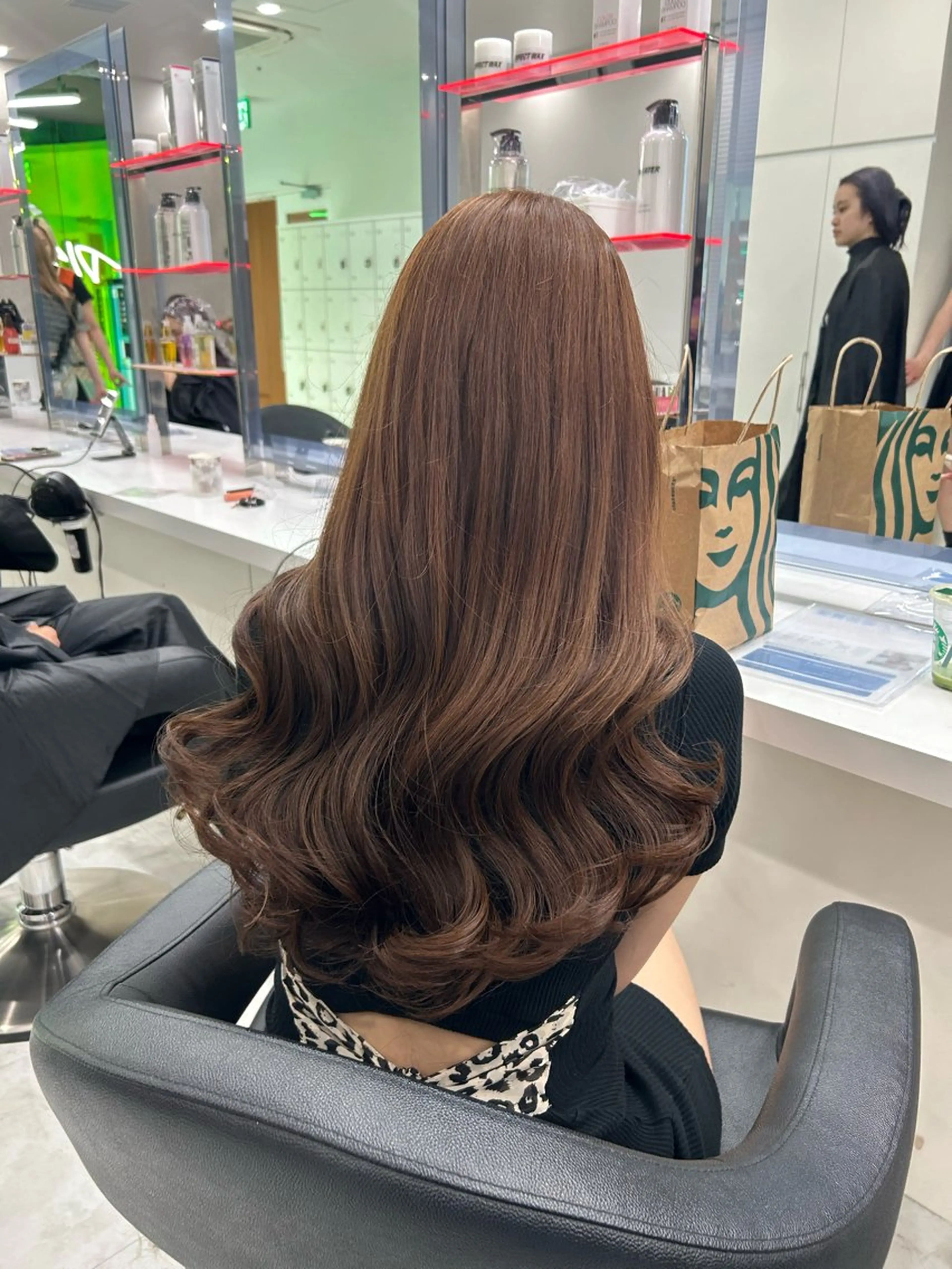 ロング カラー カット ヘアカラー トリートメント ヘアセット 💖透け感ベージュ KOTA💖のヘアスタイル