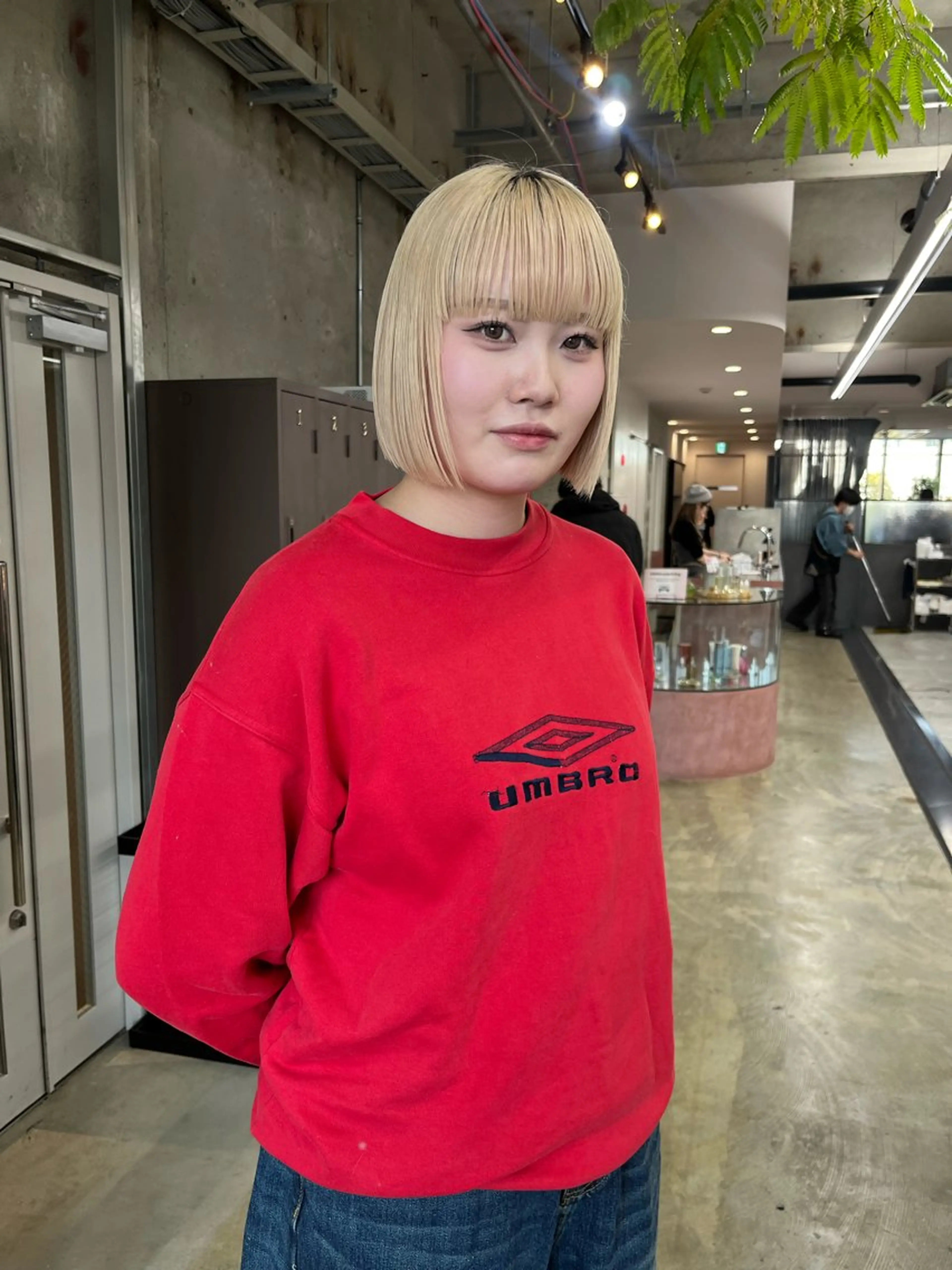 ミディアム カラー ブリーチ ナガノリノ /ボブ/ ベージュ/暖色のヘアスタイル