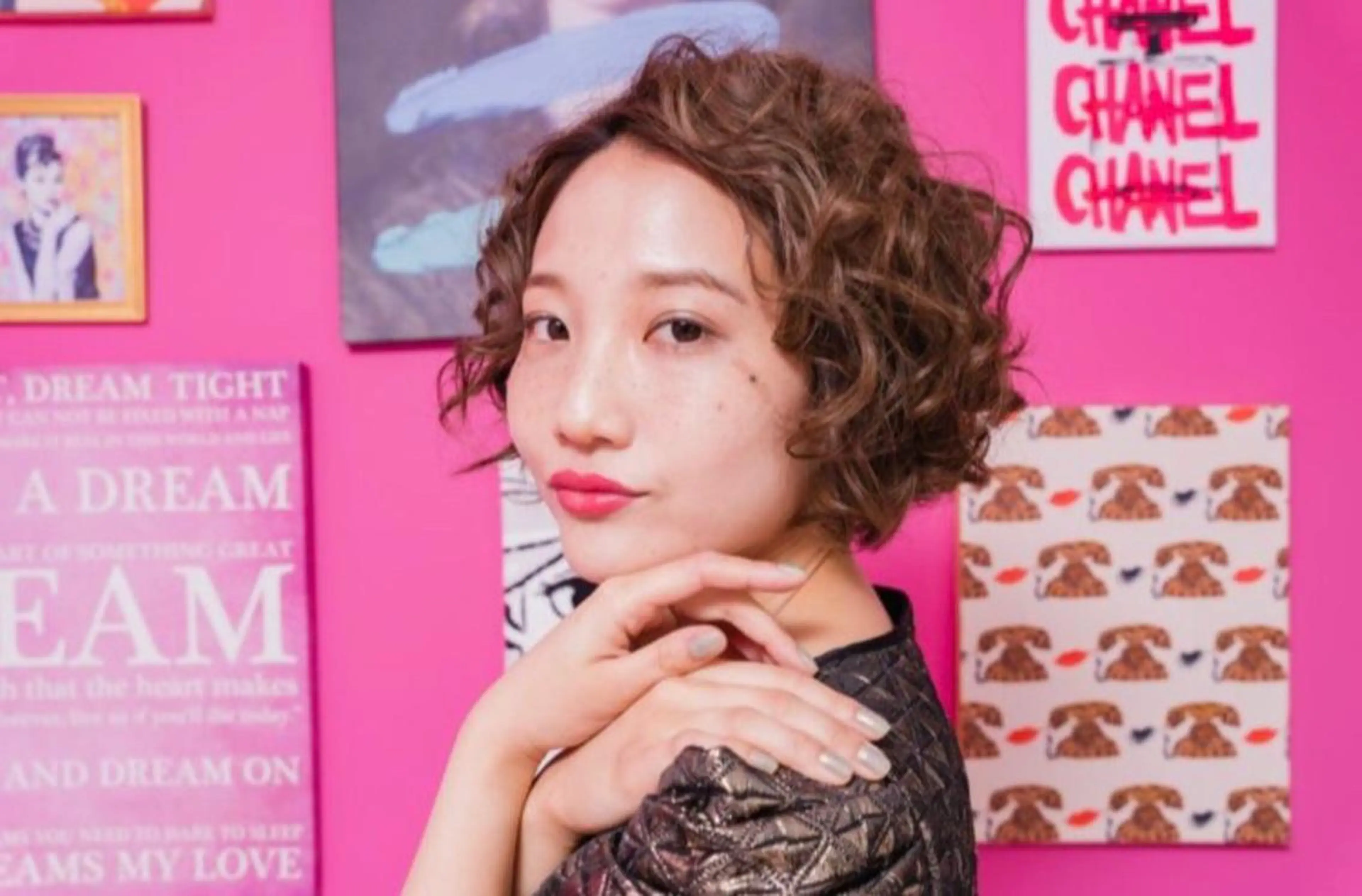 ショート カラー ブリーチ/レイヤー 🌻Mutsumiのヘアスタイル