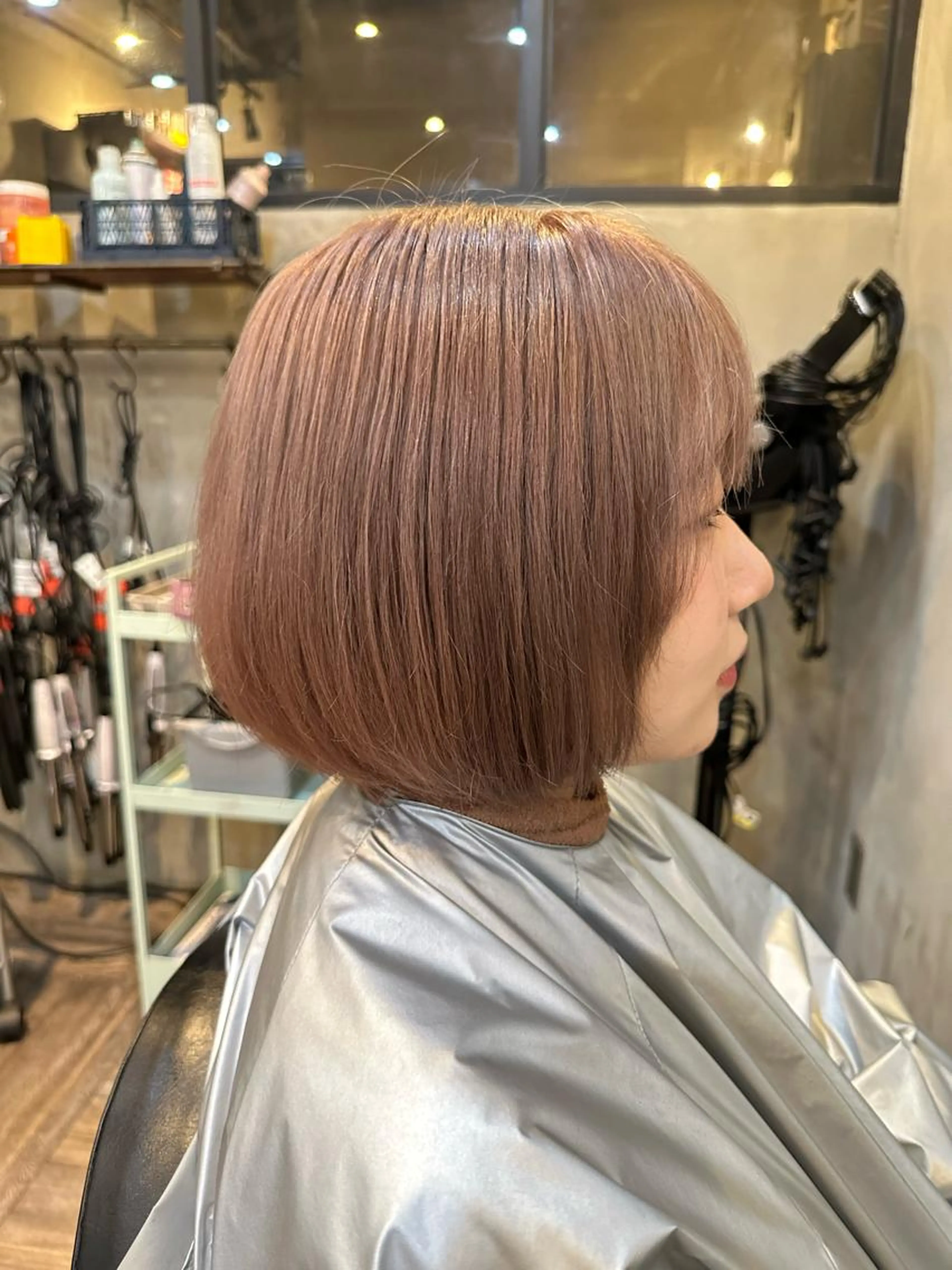 ブリーチ+カラー+シャンプーブロー+ベーストリートメントの写真