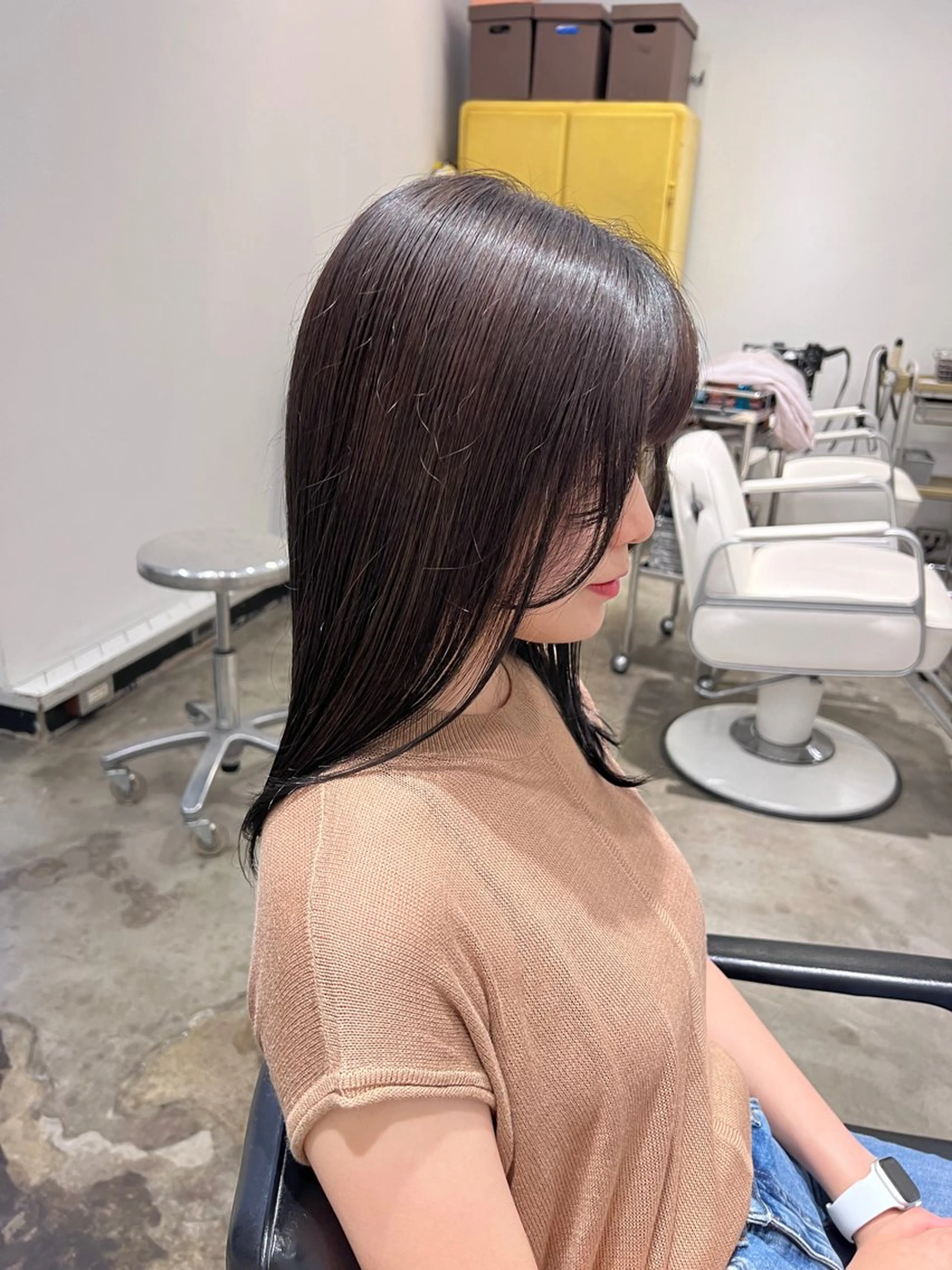 セミロング カラー ブラウンカラー ナチュラルブラウン ヘアカラー Lute所属・ミタニ ナギサのヘアスタイル