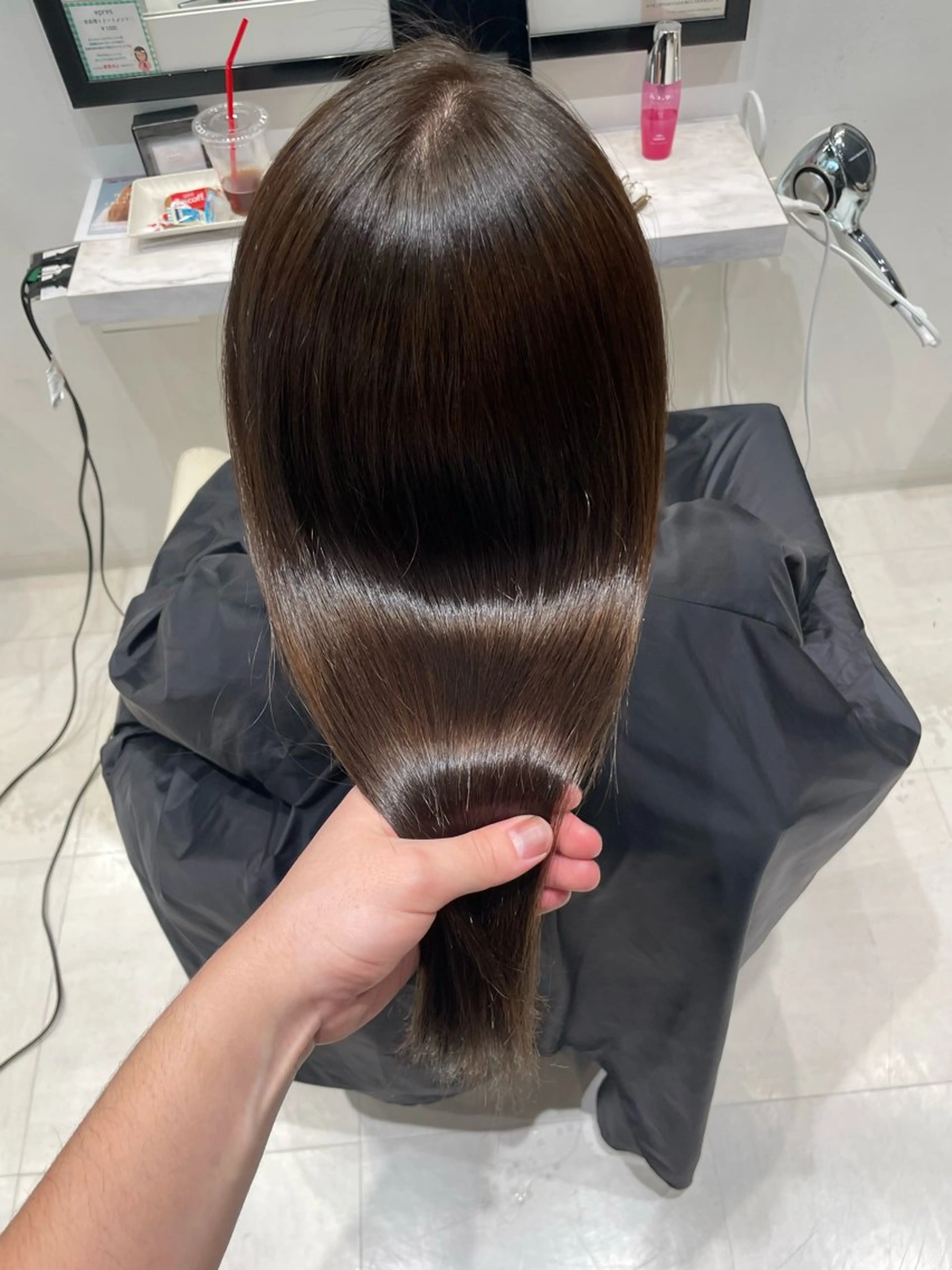 ロング カラー アッシュ 透明感カラー カット ヘアカラー トリートメント k-two✨たき艶感 カラー／美髪矯正のヘアスタイル