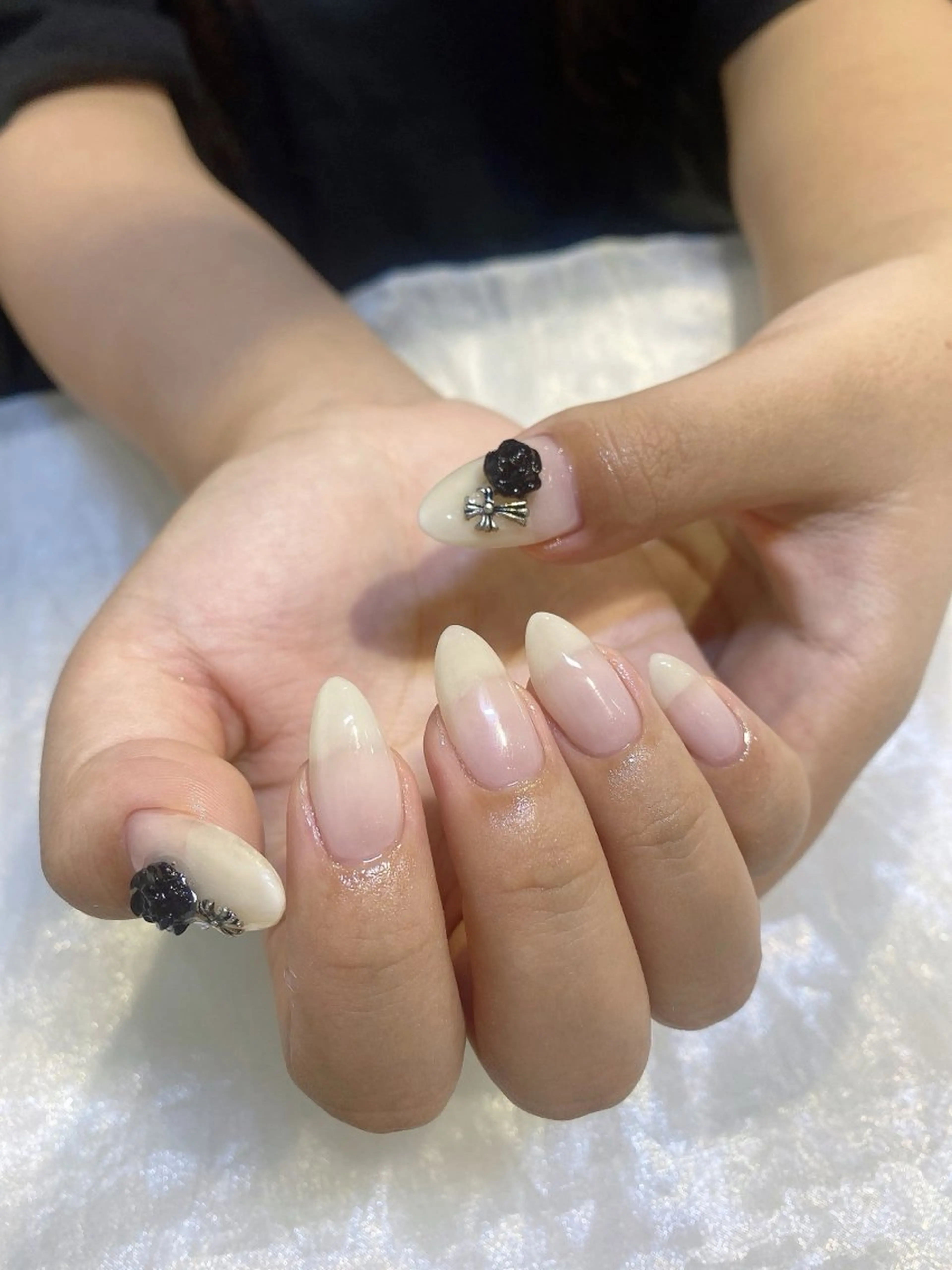平日限定‼️【オフなし】10本長さ出しワンカラー✨の写真