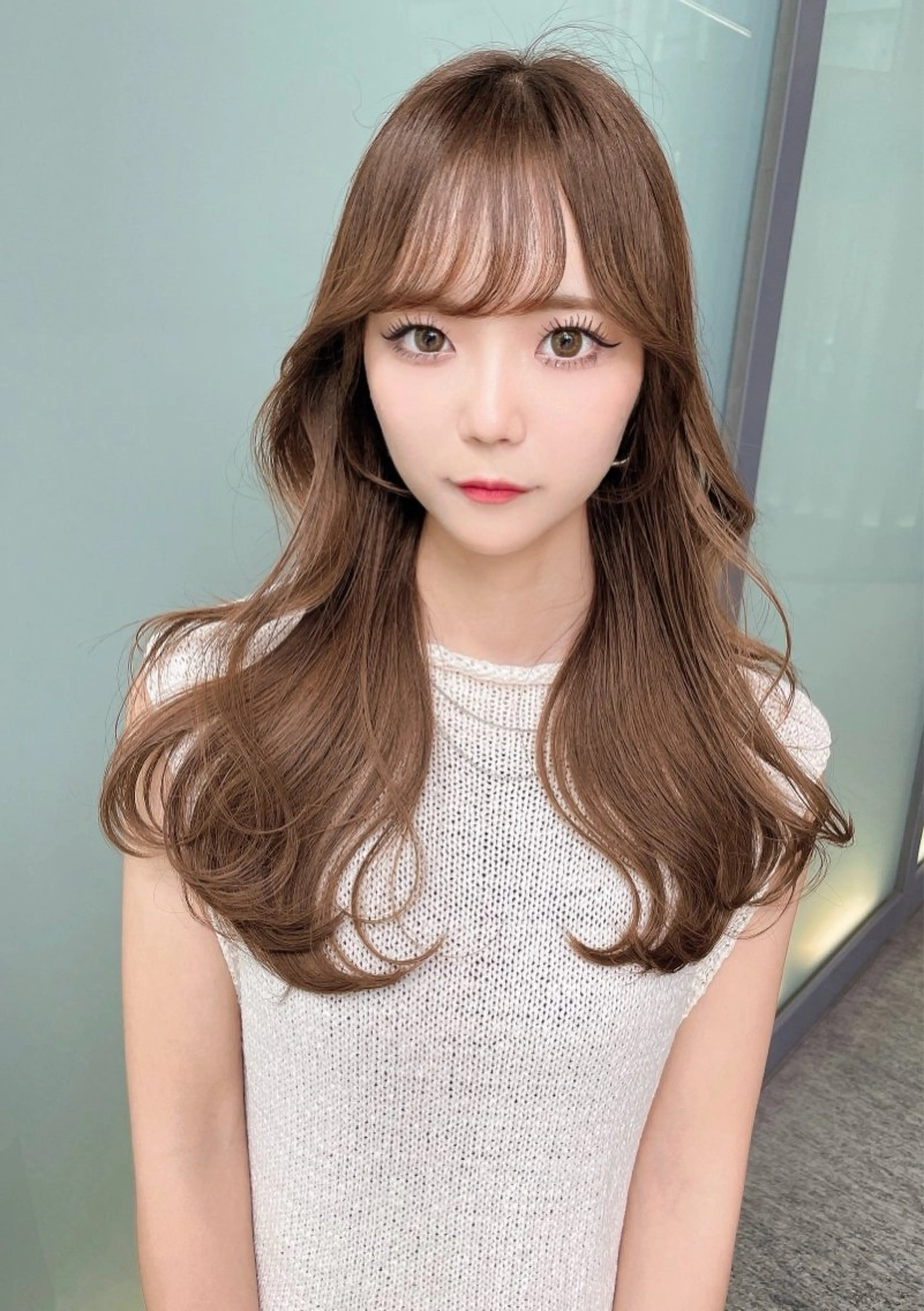 ロング カラー ベージュカラー 黒髪 ブリーチ ブルーカラー ブルーブラック カット ヘアカラー トリートメント 木屋元一/透明感 /レイヤー/顔まわりのヘアスタイル