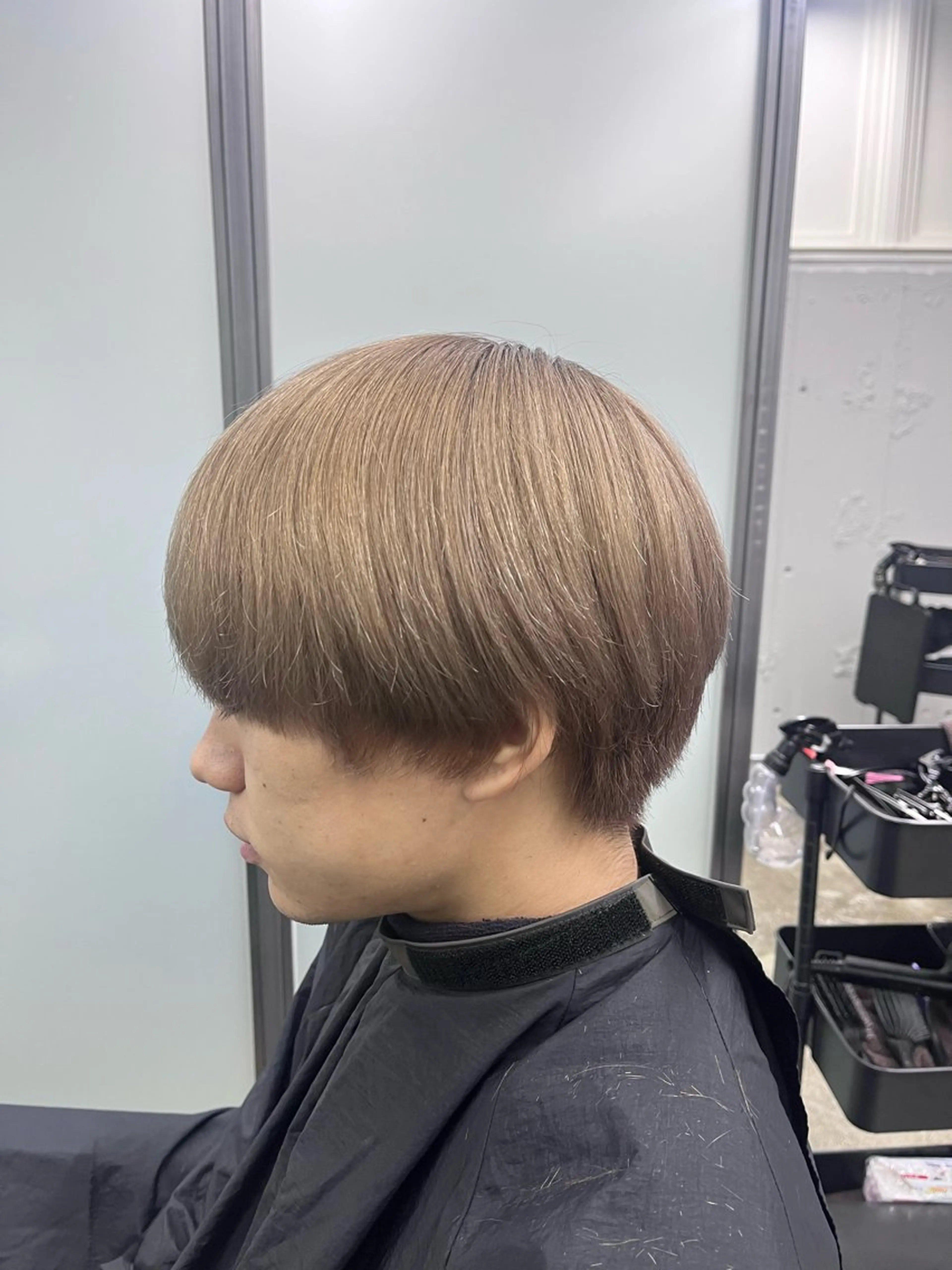 カラー メンズ メンズハイトーン 学生（メンズ向け） ダブルカラー ハイトーンカラー 学生 Dice所属・野村 恵太のヘアスタイル