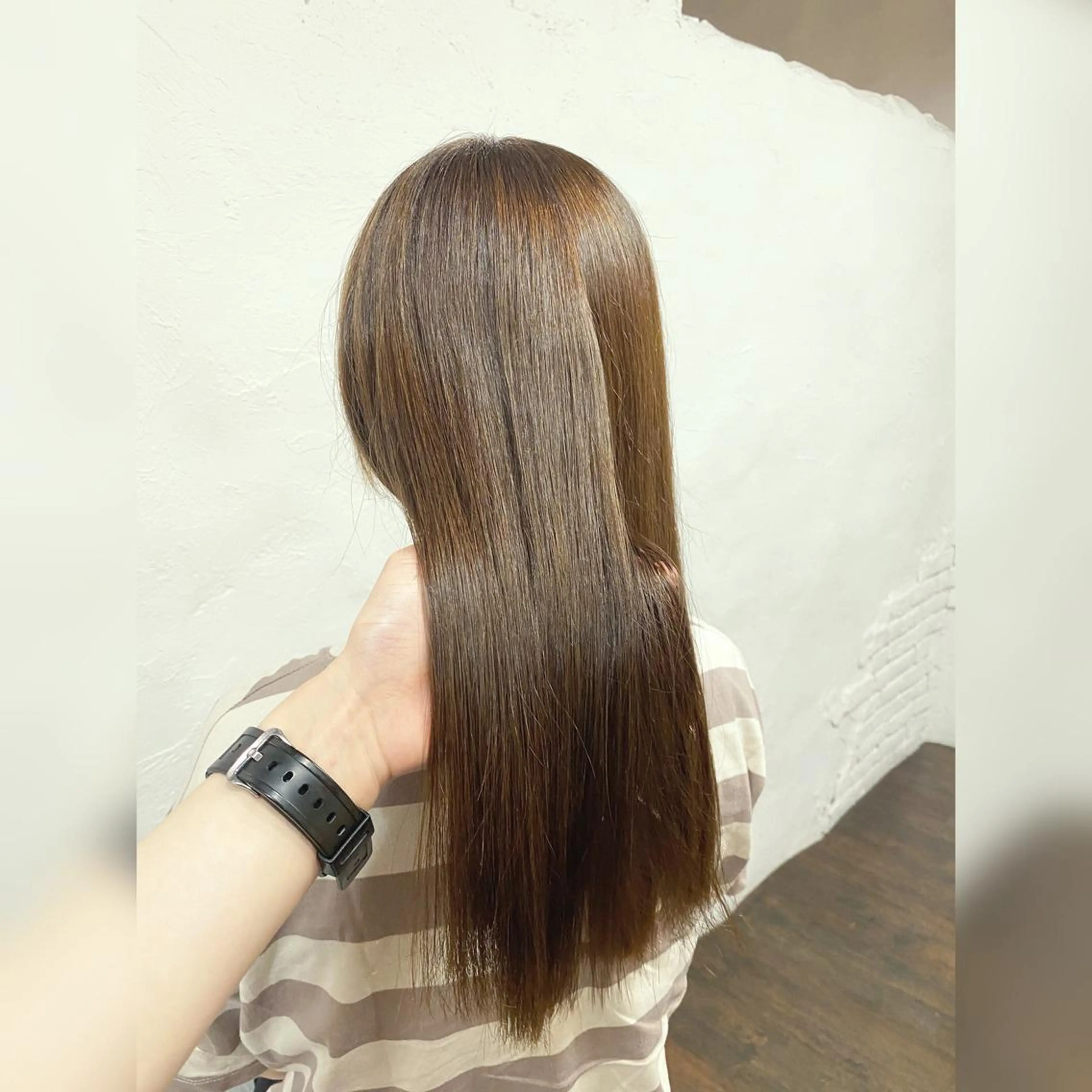 ロング カラー ベージュカラー フォギーベージュ 宮澤弘一/ショート/ 縮毛矯正のヘアスタイル