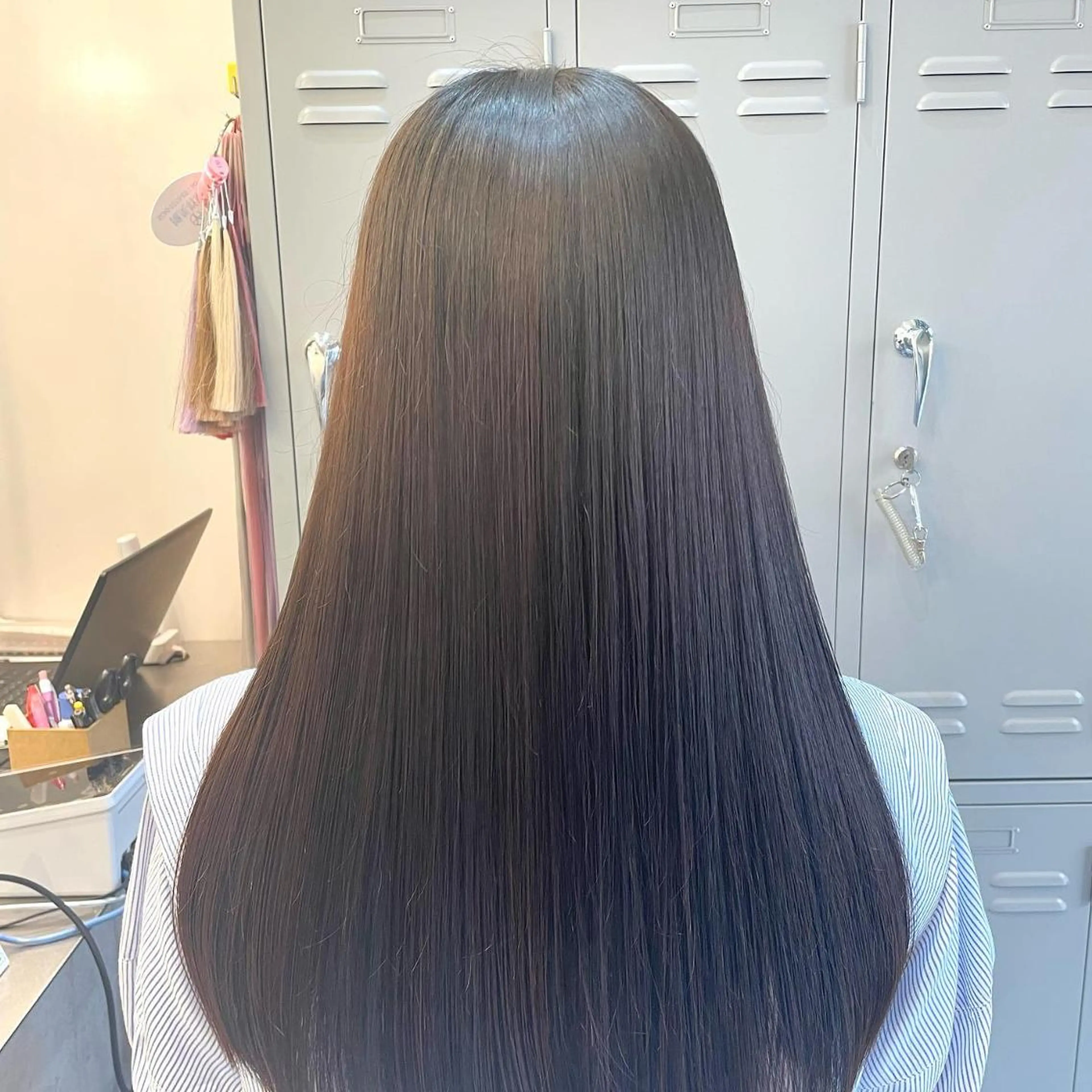 セミロング カラー 髪質改善× ハイライト溝江のヘアスタイル