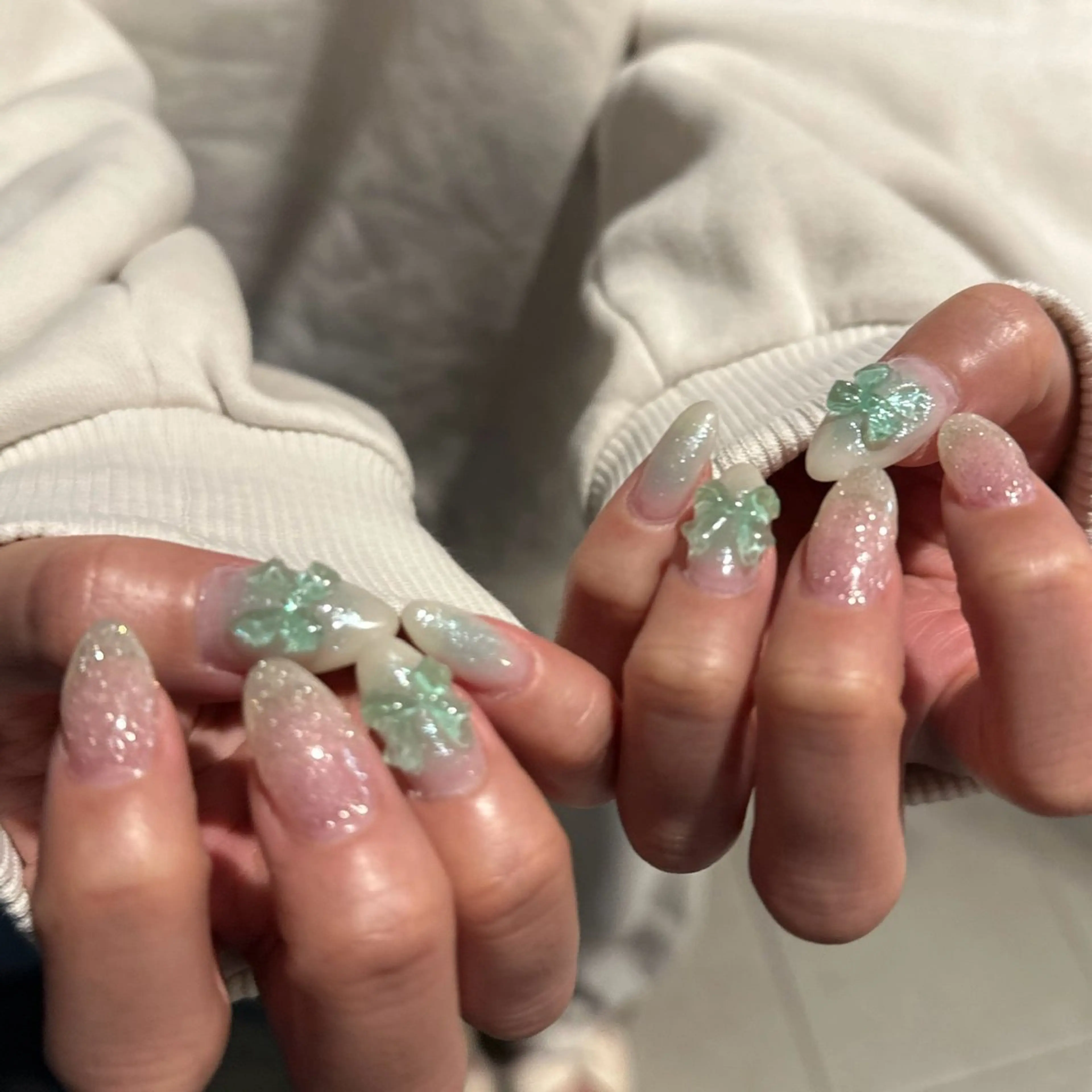 ネイル ハンドネイル addition スタッフ　Maikoのネイルデザイン